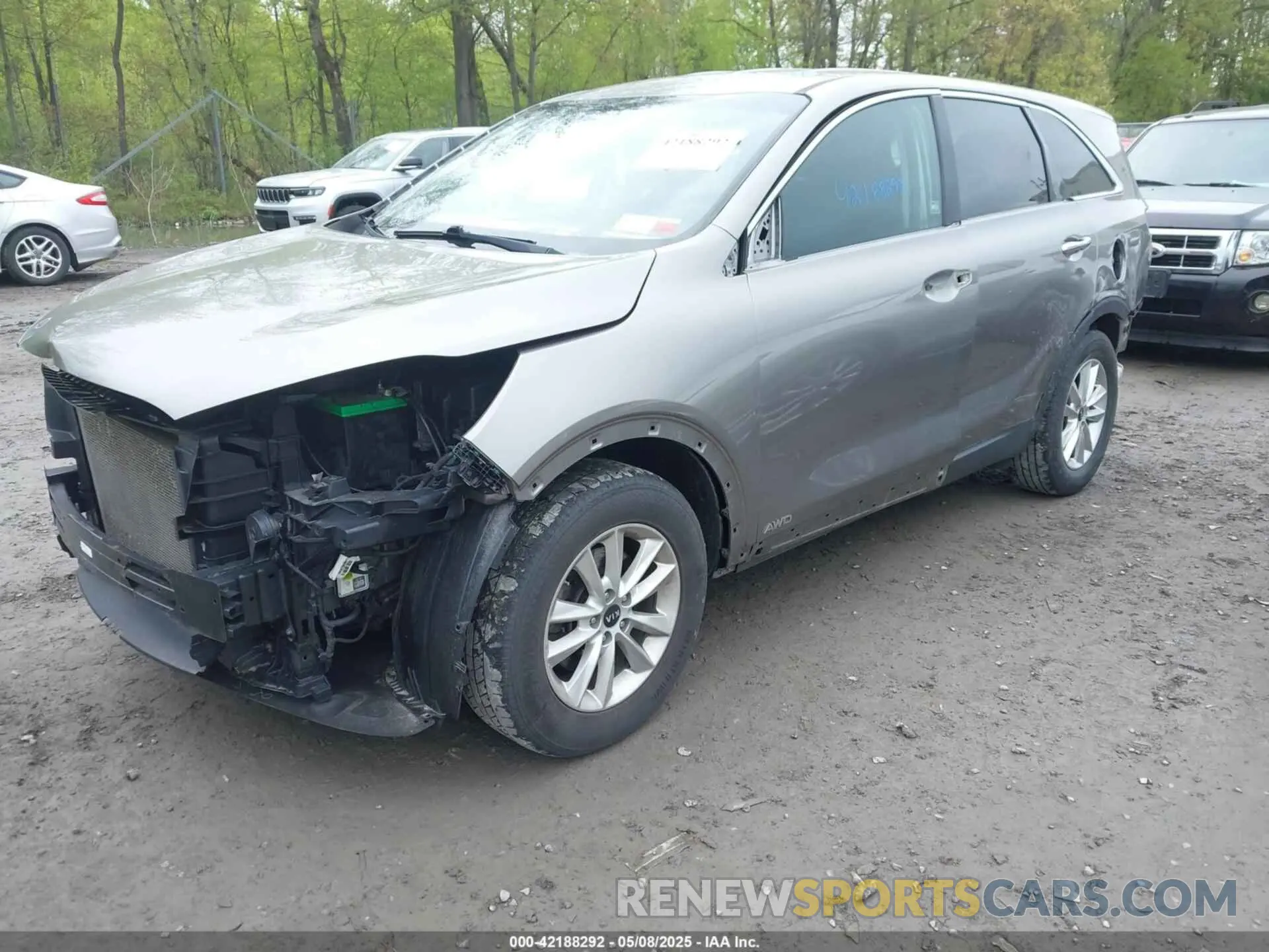2 Photograph of a damaged car 5XYPGDA55KG481016 KIA SORENTO 2019