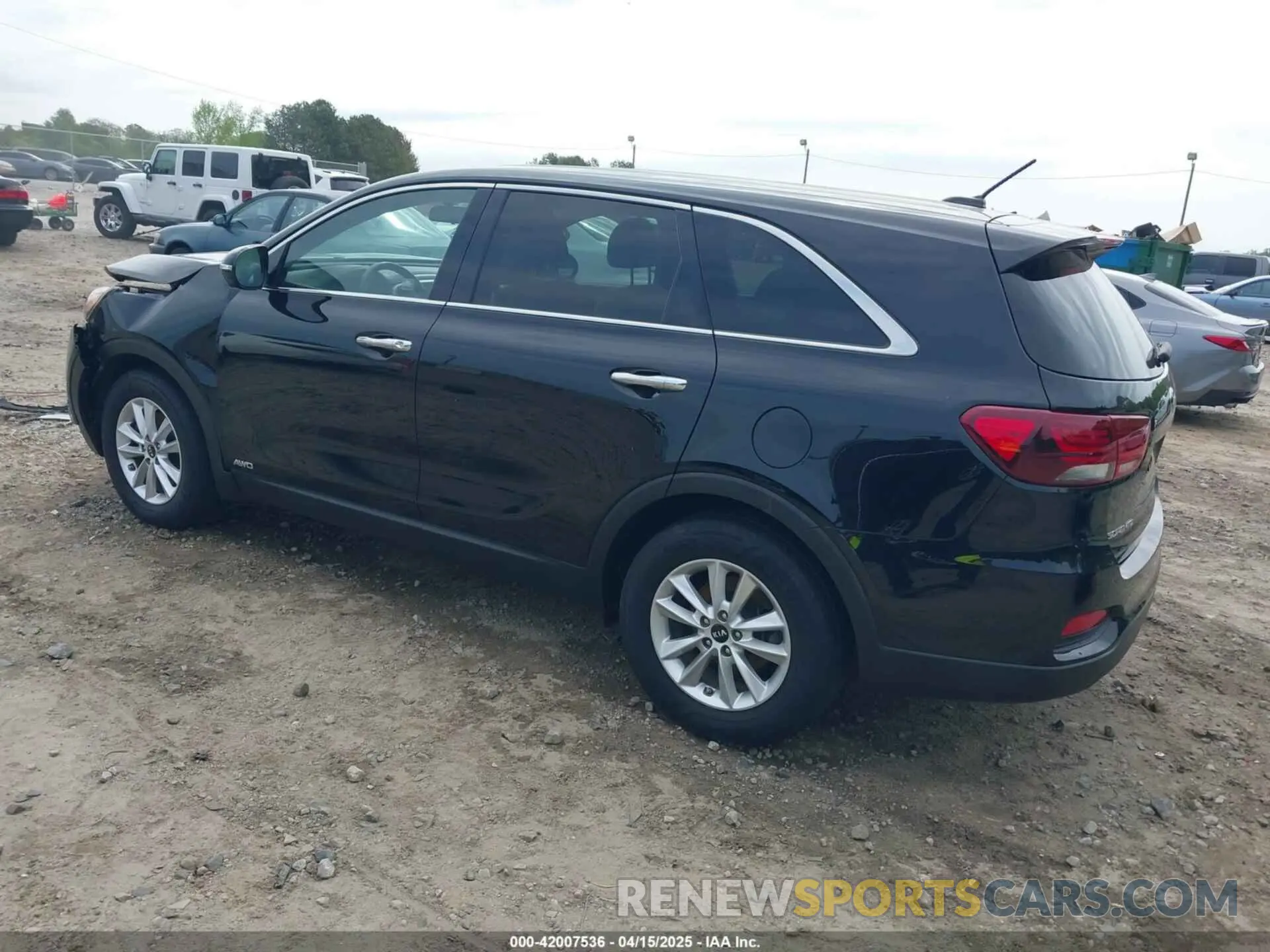 3 Photograph of a damaged car 5XYPGDA55KG487091 KIA SORENTO 2019
