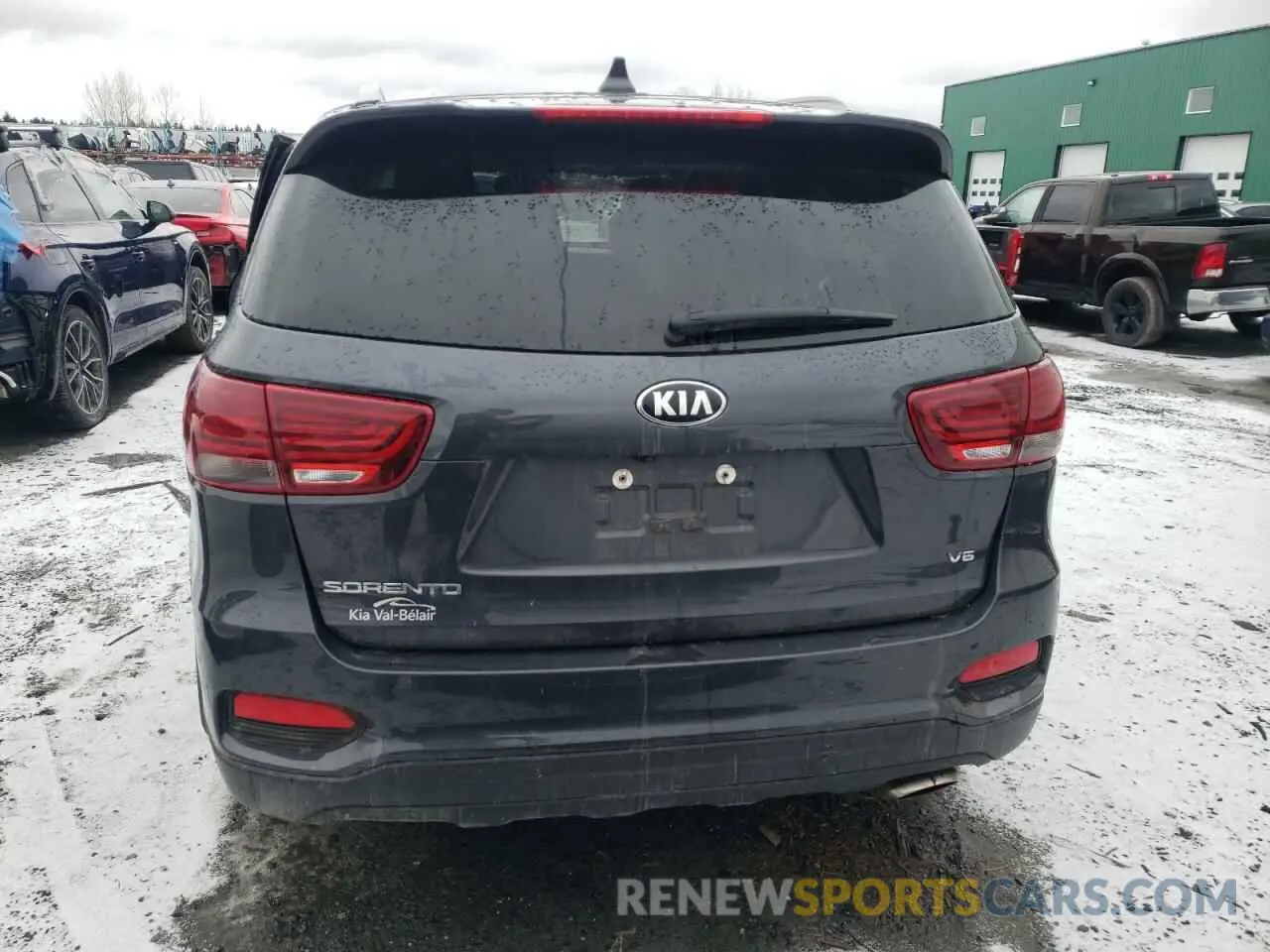 6 Photograph of a damaged car 5XYPGDA55KG549699 KIA SORENTO 2019