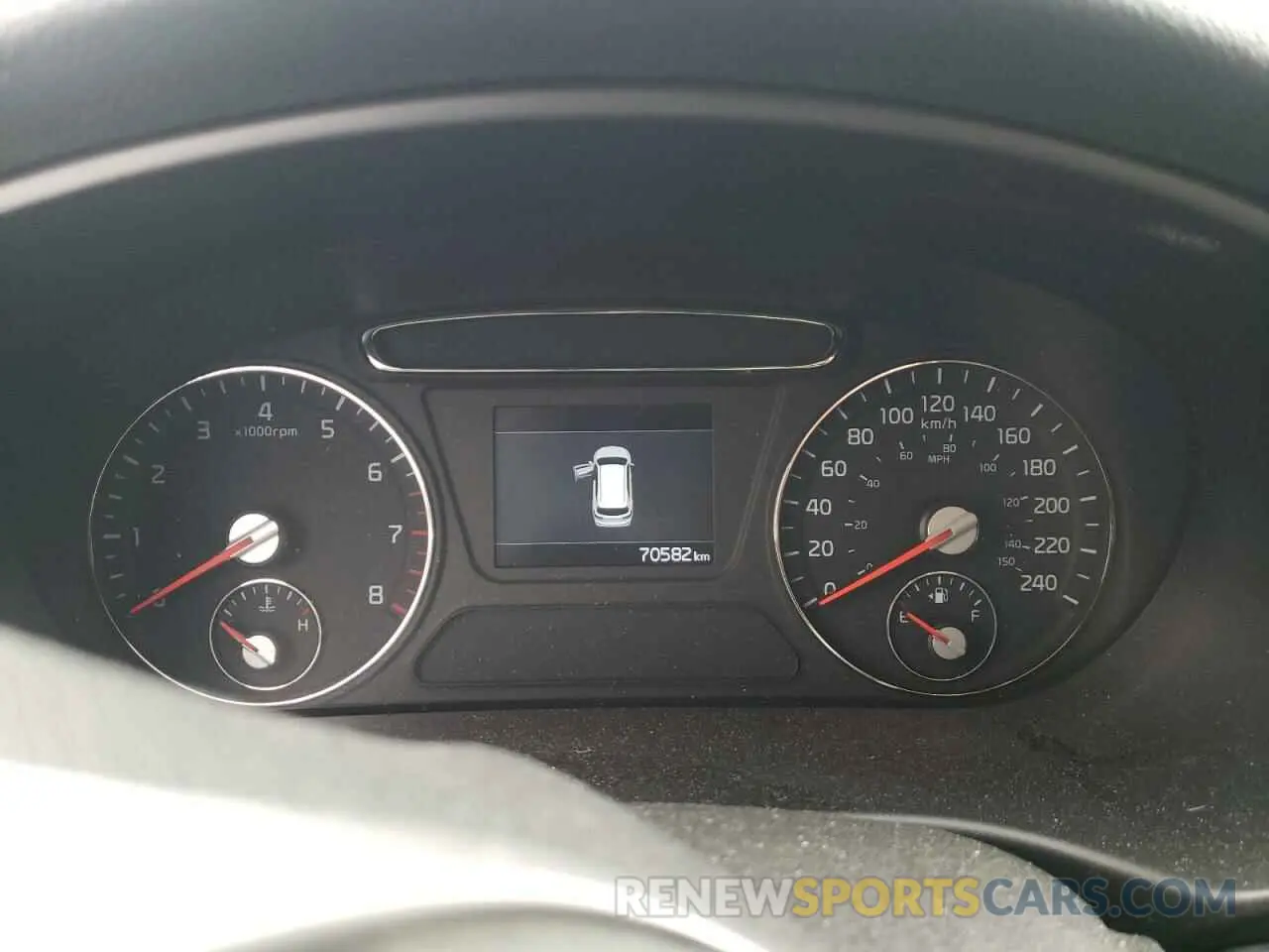 9 Photograph of a damaged car 5XYPGDA55KG549699 KIA SORENTO 2019