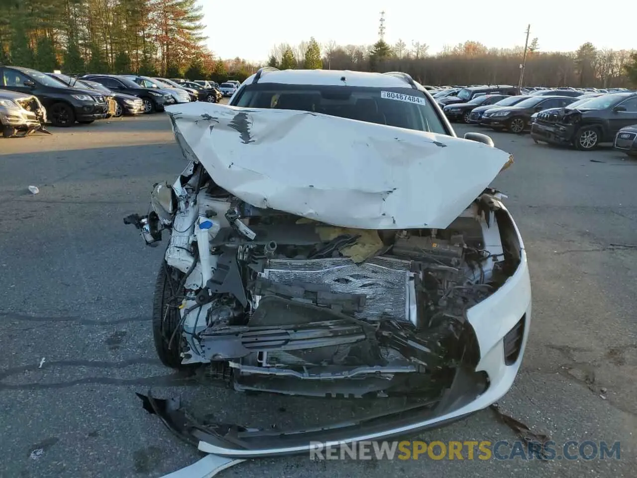 4 Photograph of a damaged car 5XYPGDA55KG584453 KIA SORENTO 2019