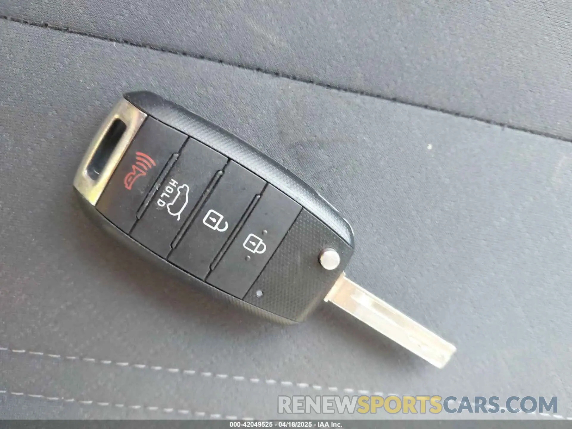 11 Photograph of a damaged car 5XYPGDA56KG441320 KIA SORENTO 2019