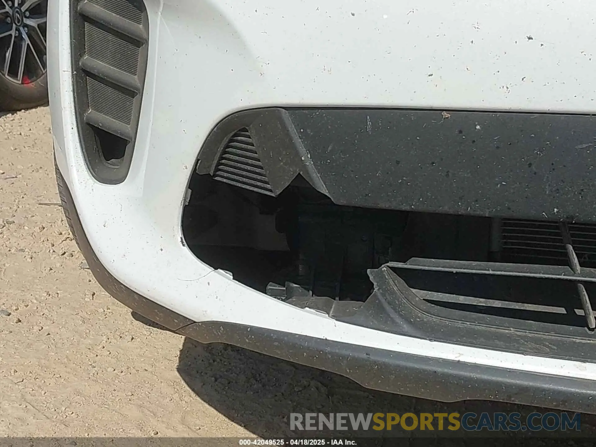 6 Photograph of a damaged car 5XYPGDA56KG441320 KIA SORENTO 2019