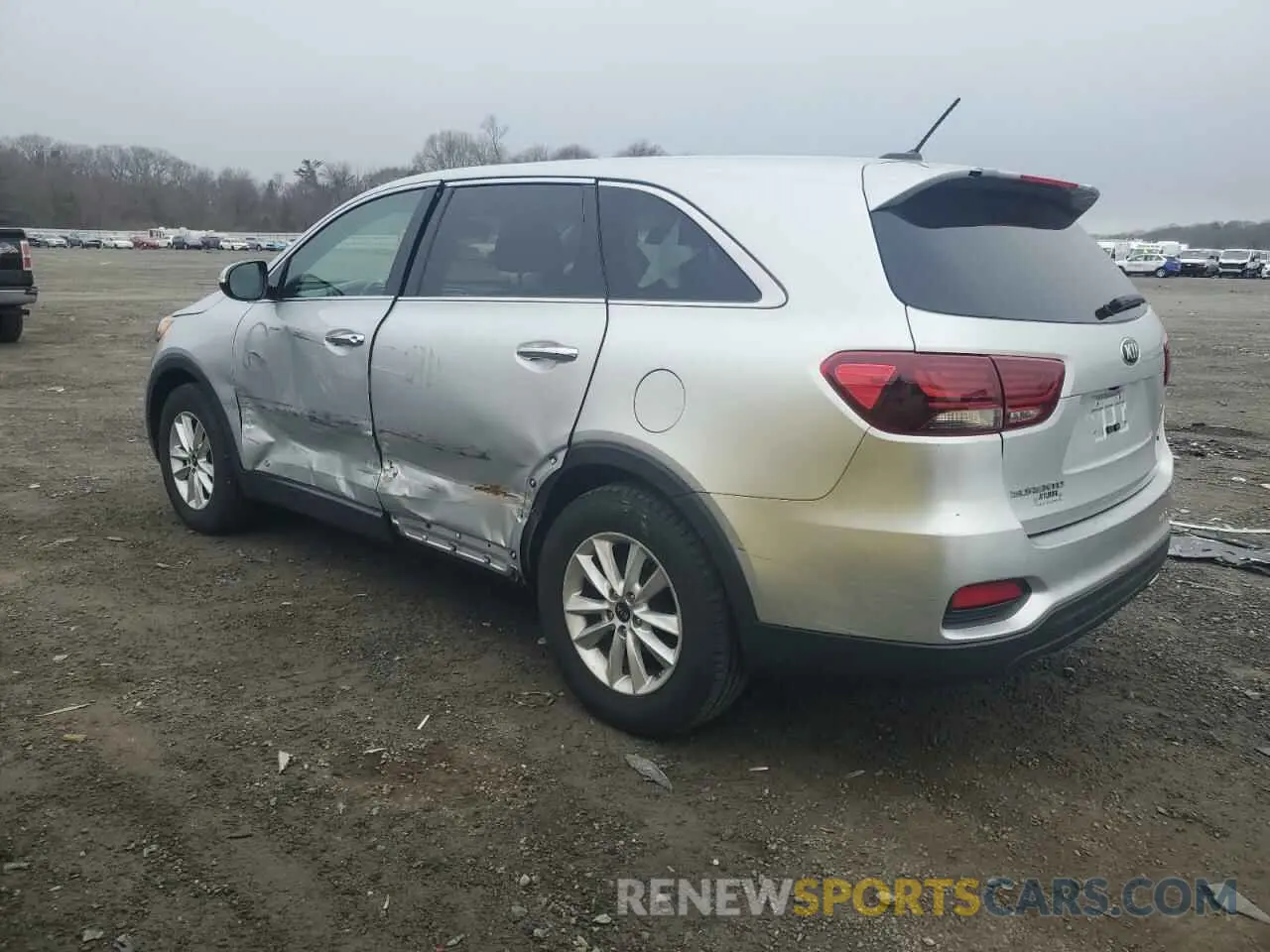 2 Photograph of a damaged car 5XYPGDA56KG488041 KIA SORENTO 2019