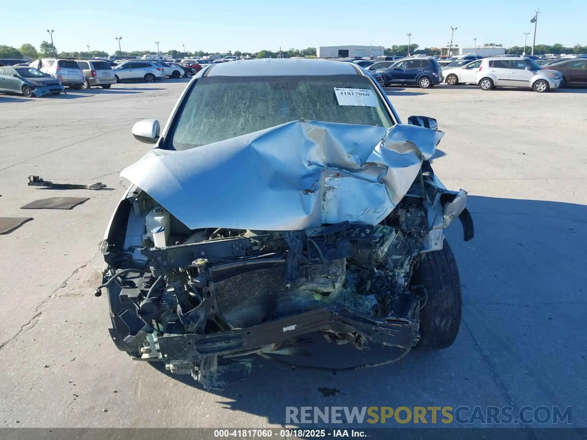 12 Photograph of a damaged car 5XYPGDA56KG559934 KIA SORENTO 2019