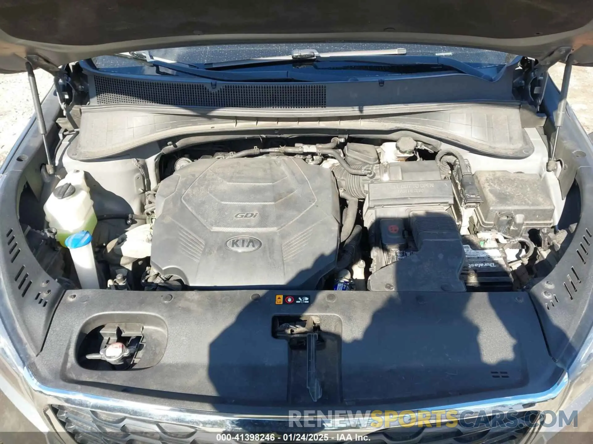 10 Photograph of a damaged car 5XYPGDA57KG449197 KIA SORENTO 2019