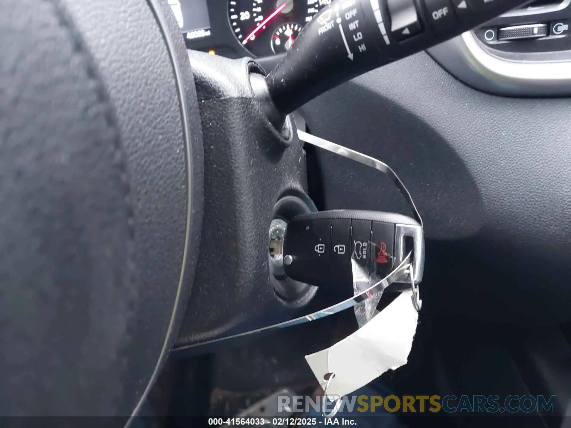 11 Photograph of a damaged car 5XYPGDA57KG484161 KIA SORENTO 2019