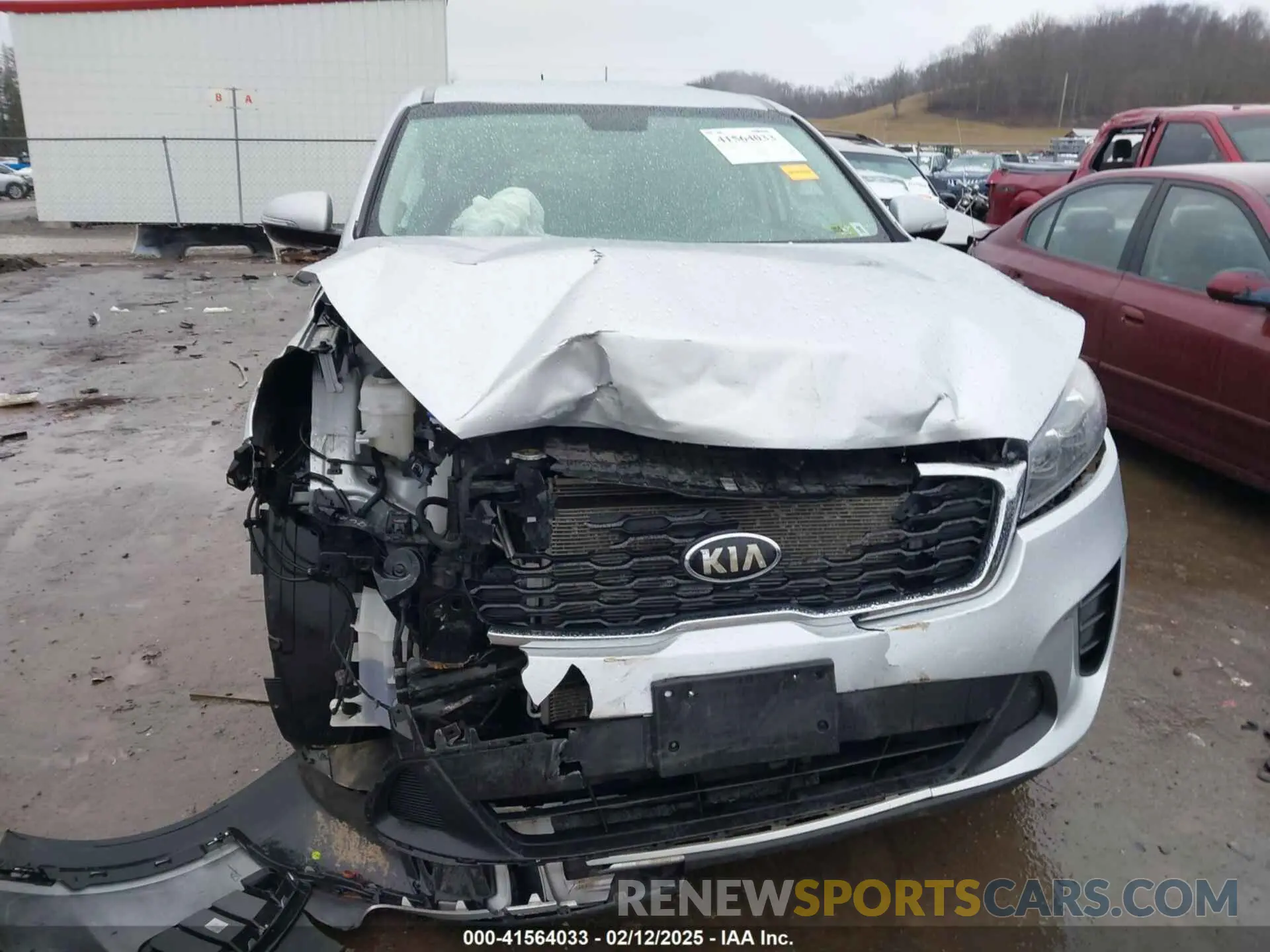 6 Photograph of a damaged car 5XYPGDA57KG484161 KIA SORENTO 2019
