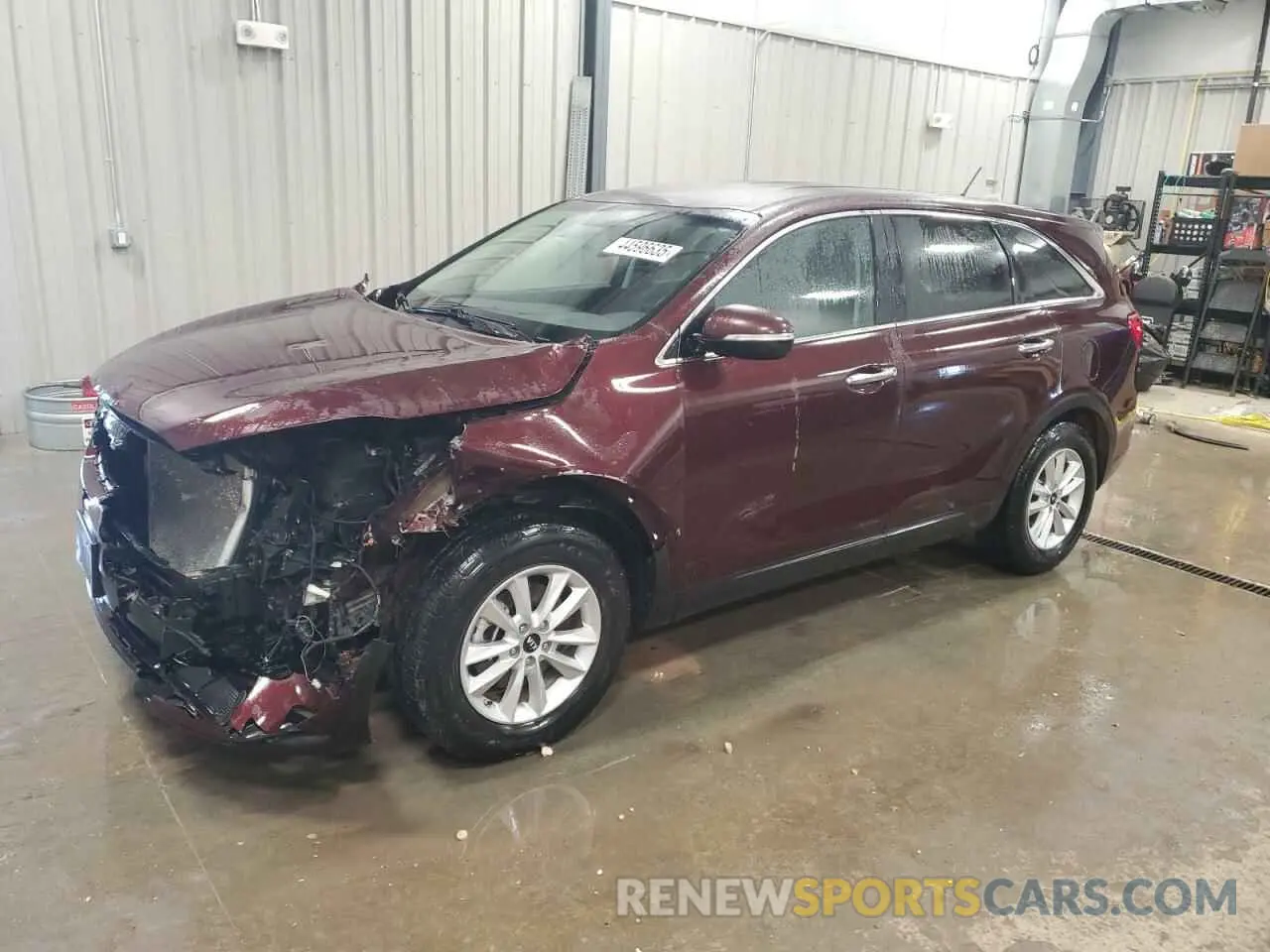 1 Photograph of a damaged car 5XYPGDA57KG497041 KIA SORENTO 2019