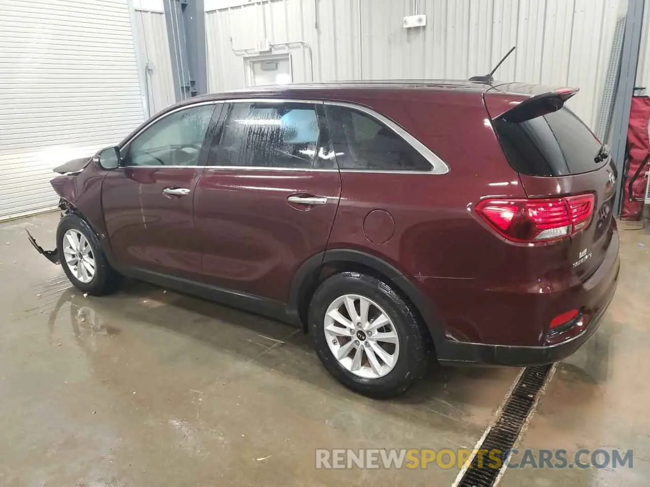 2 Photograph of a damaged car 5XYPGDA57KG497041 KIA SORENTO 2019