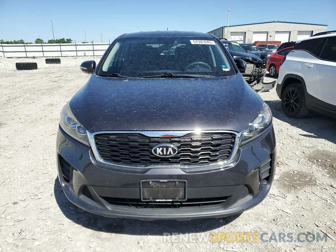 5 Photograph of a damaged car 5XYPGDA58KG441898 KIA SORENTO 2019