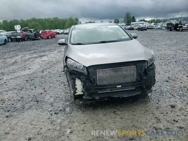 15 Photograph of a damaged car 5XYPGDA58KG487702 KIA SORENTO 2019