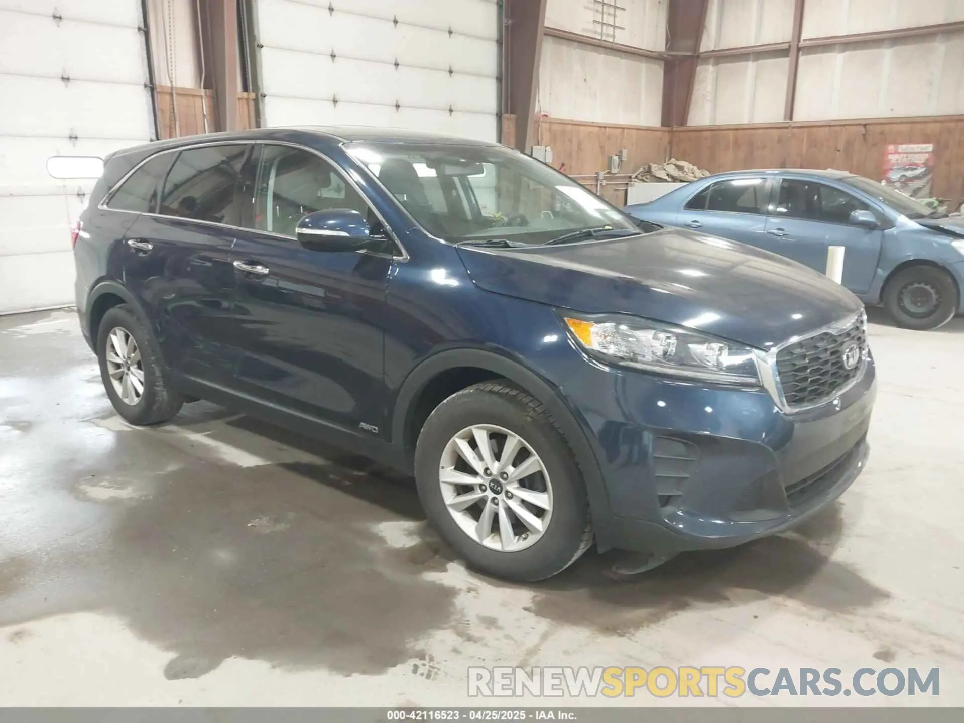 1 Photograph of a damaged car 5XYPGDA58KG495332 KIA SORENTO 2019