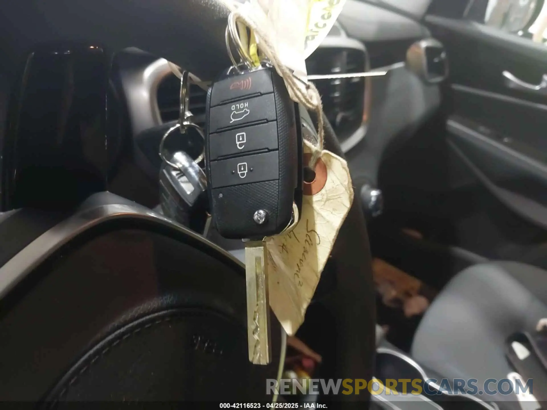 11 Photograph of a damaged car 5XYPGDA58KG495332 KIA SORENTO 2019