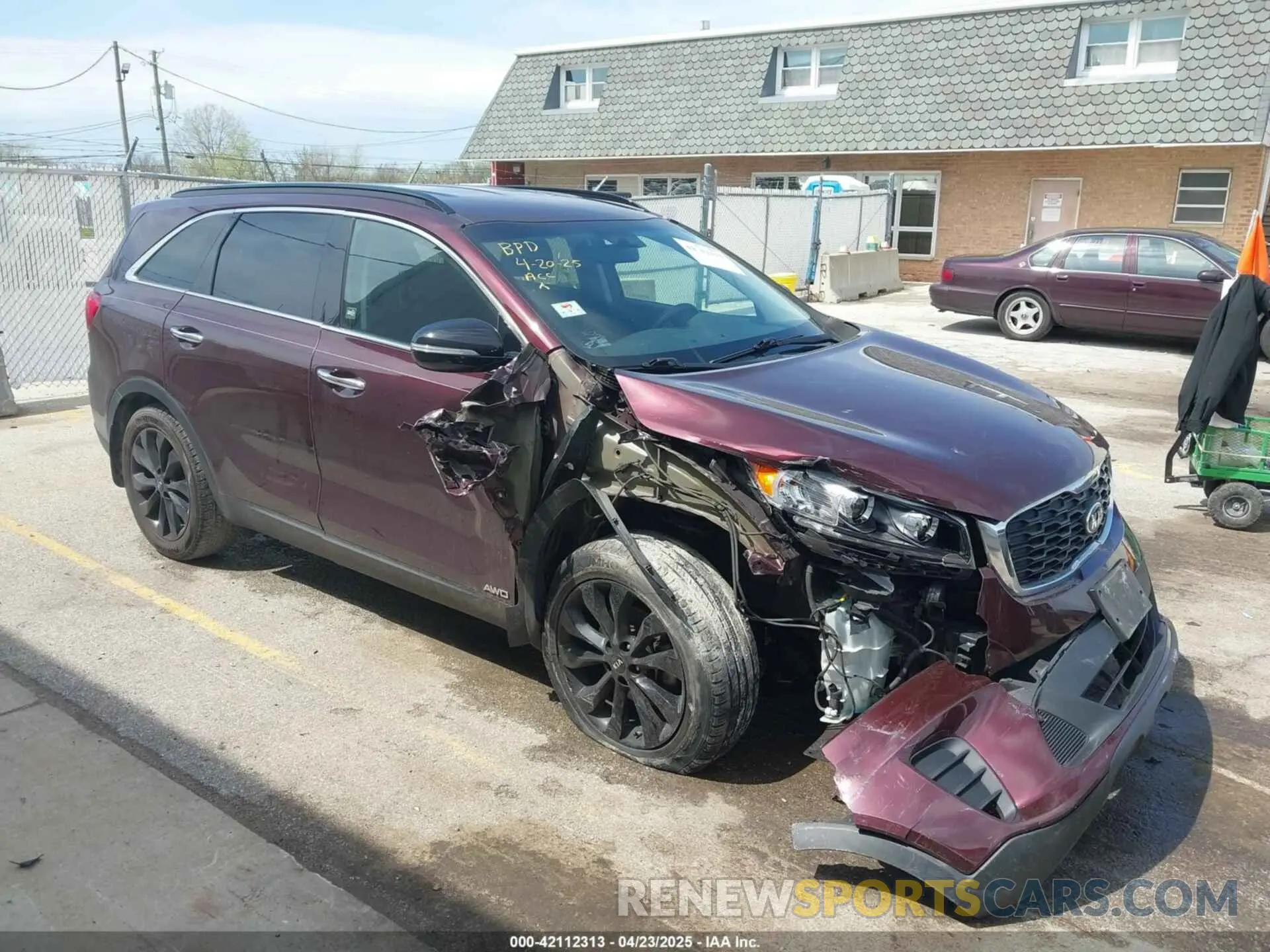 1 Photograph of a damaged car 5XYPGDA58KG584169 KIA SORENTO 2019