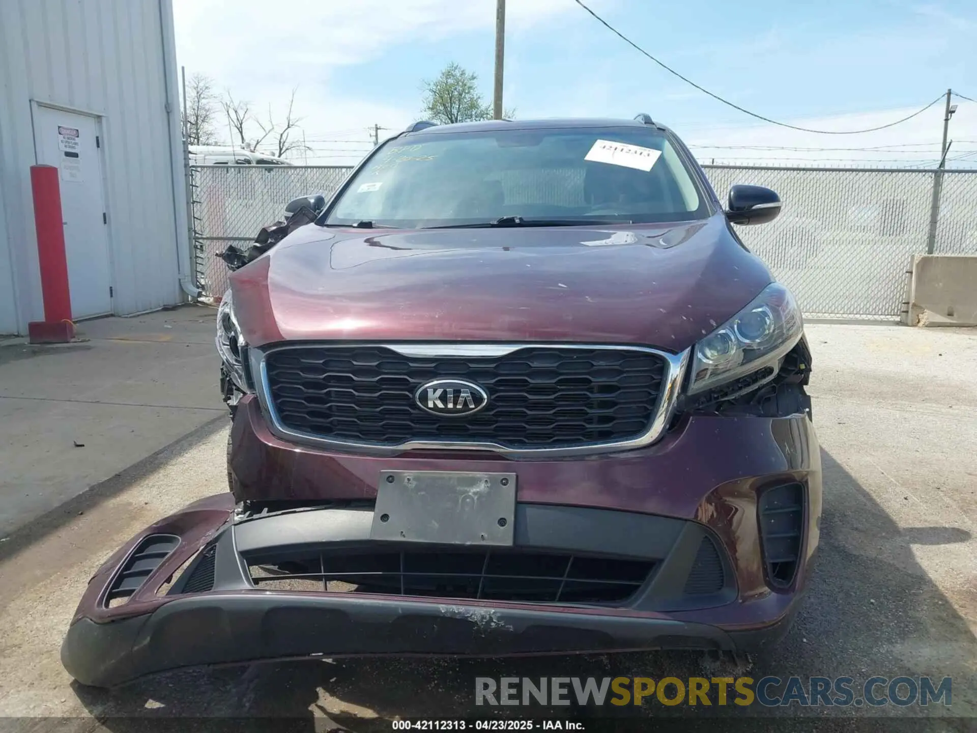 13 Photograph of a damaged car 5XYPGDA58KG584169 KIA SORENTO 2019