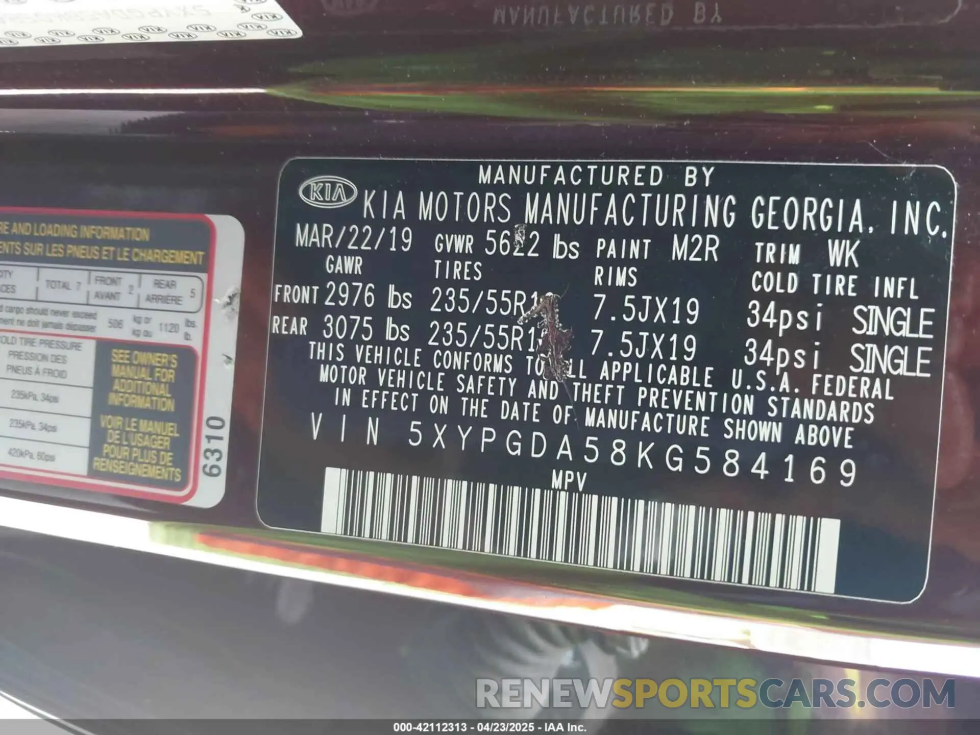 9 Photograph of a damaged car 5XYPGDA58KG584169 KIA SORENTO 2019