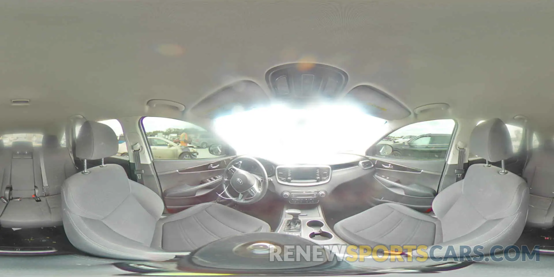14 Photograph of a damaged car 5XYPGDA58KG586990 KIA SORENTO 2019