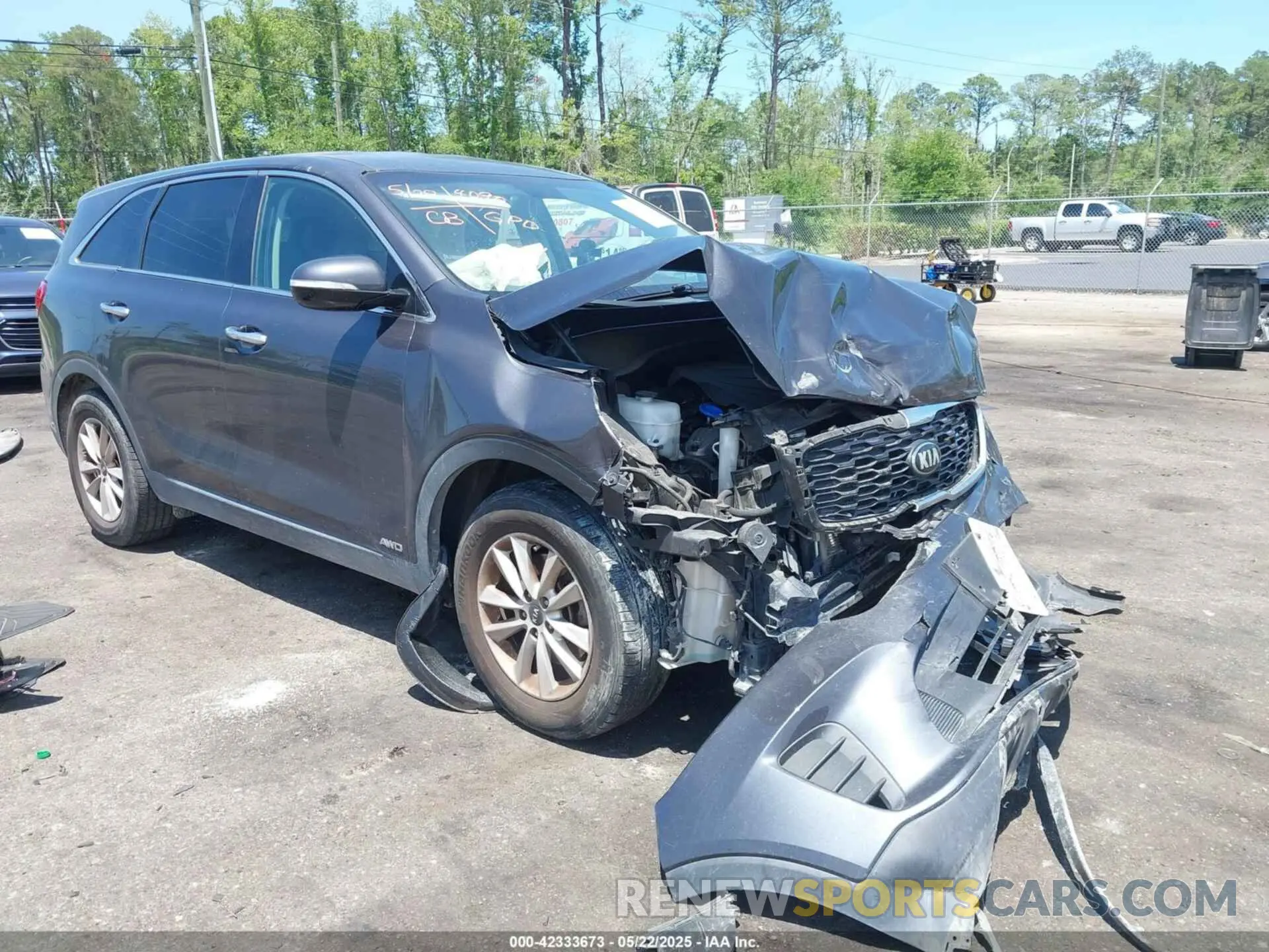 1 Photograph of a damaged car 5XYPGDA59KG448942 KIA SORENTO 2019