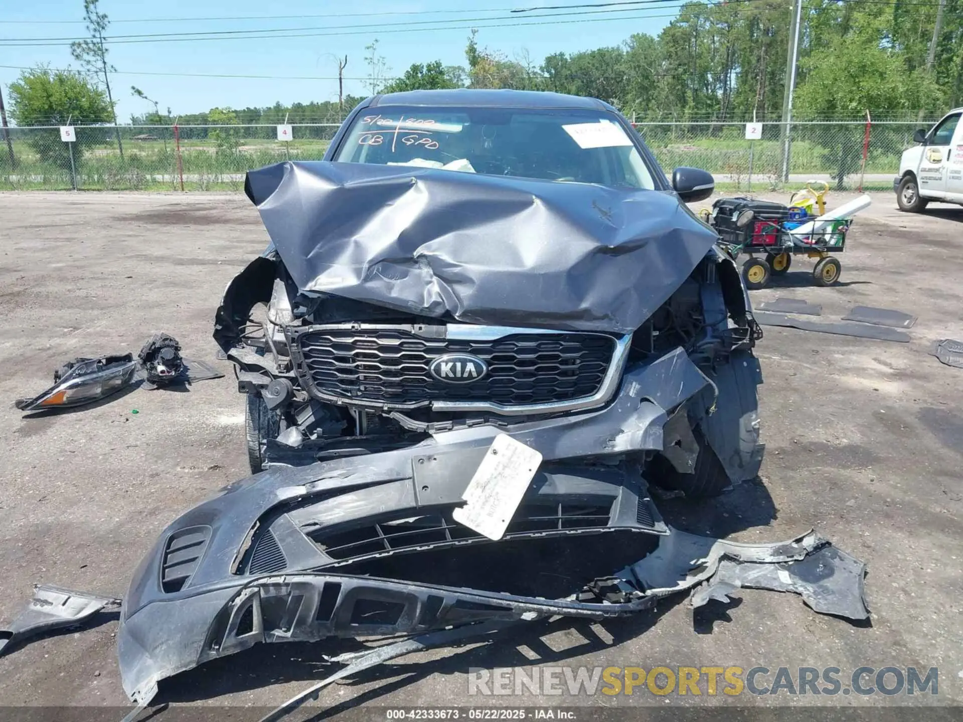 12 Photograph of a damaged car 5XYPGDA59KG448942 KIA SORENTO 2019