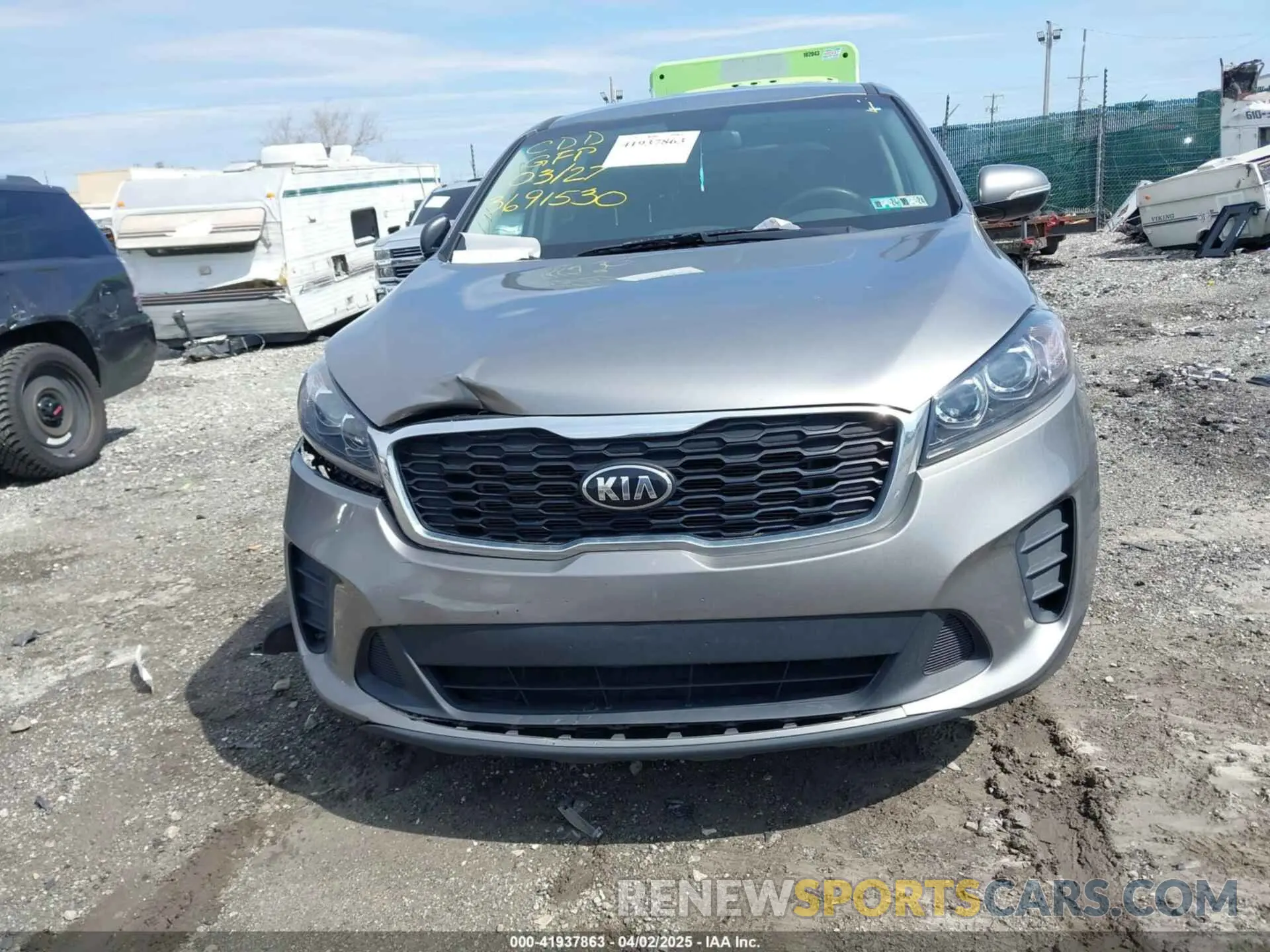 11 Photograph of a damaged car 5XYPGDA59KG508363 KIA SORENTO 2019