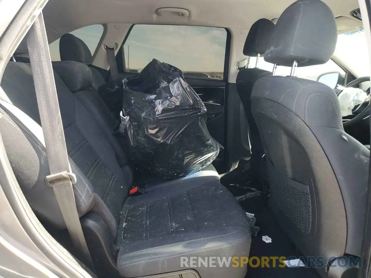11 Photograph of a damaged car 5XYPGDA5XKG466611 KIA SORENTO 2019