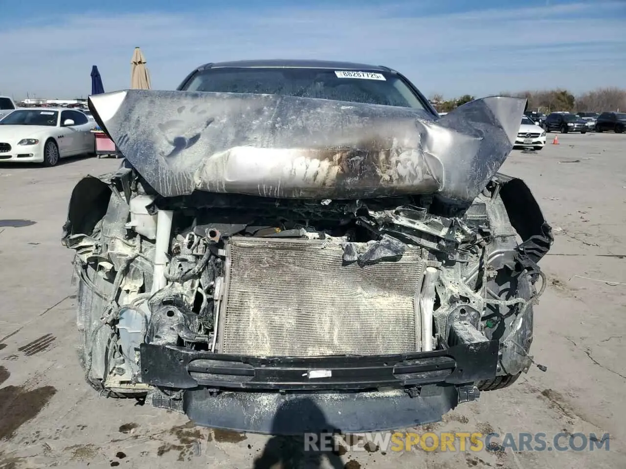 5 Photograph of a damaged car 5XYPGDA5XKG466611 KIA SORENTO 2019