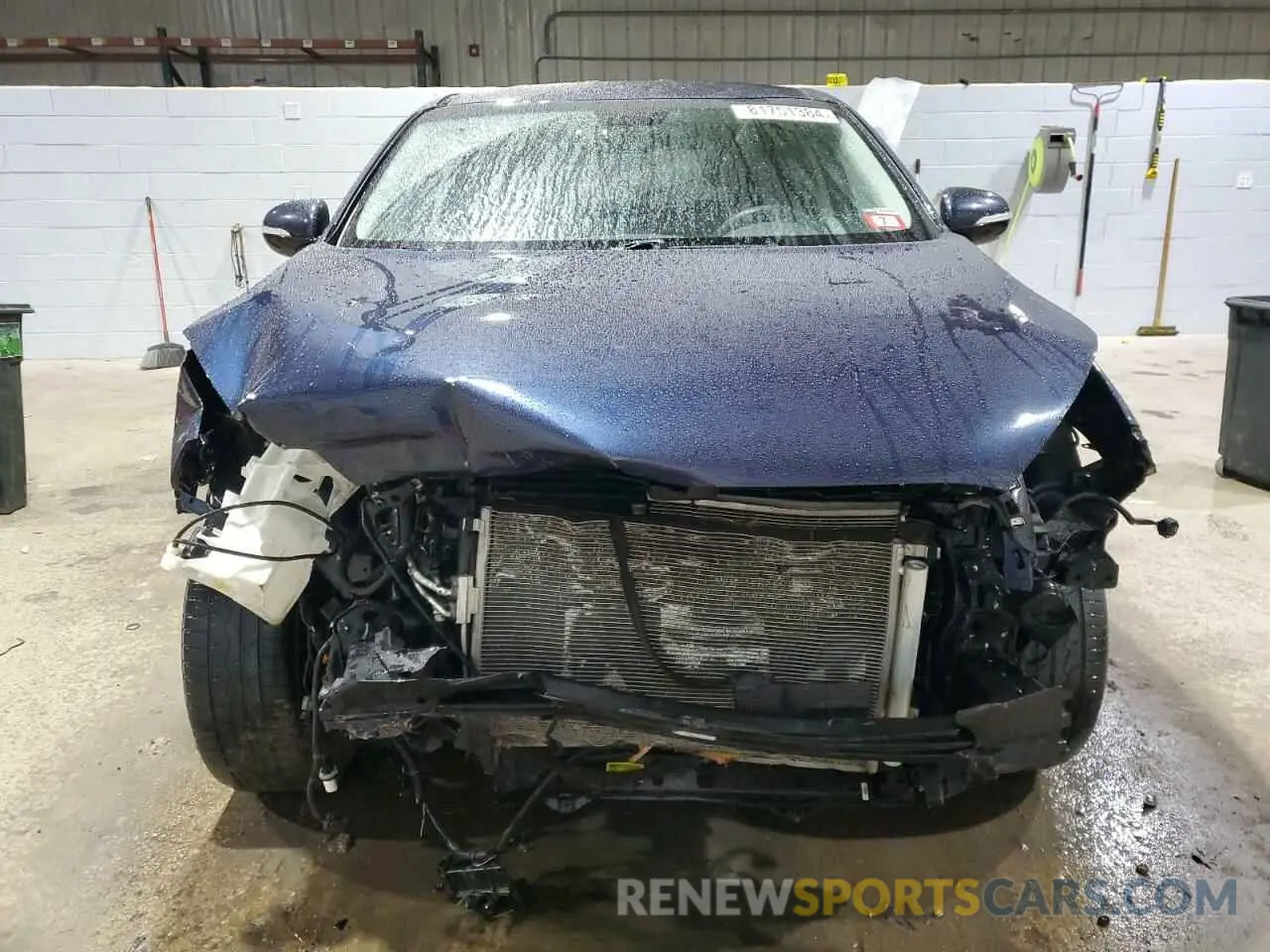 5 Photograph of a damaged car 5XYPGDA5XKG466821 KIA SORENTO 2019
