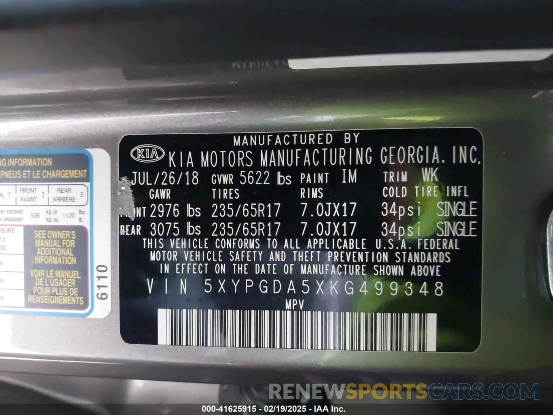 9 Photograph of a damaged car 5XYPGDA5XKG499348 KIA SORENTO 2019