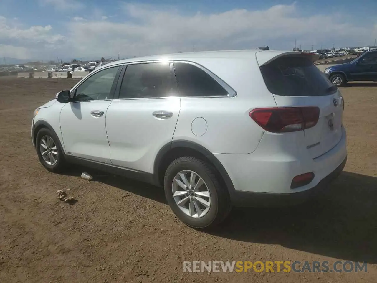 2 Photograph of a damaged car 5XYPGDA5XKG545499 KIA SORENTO 2019