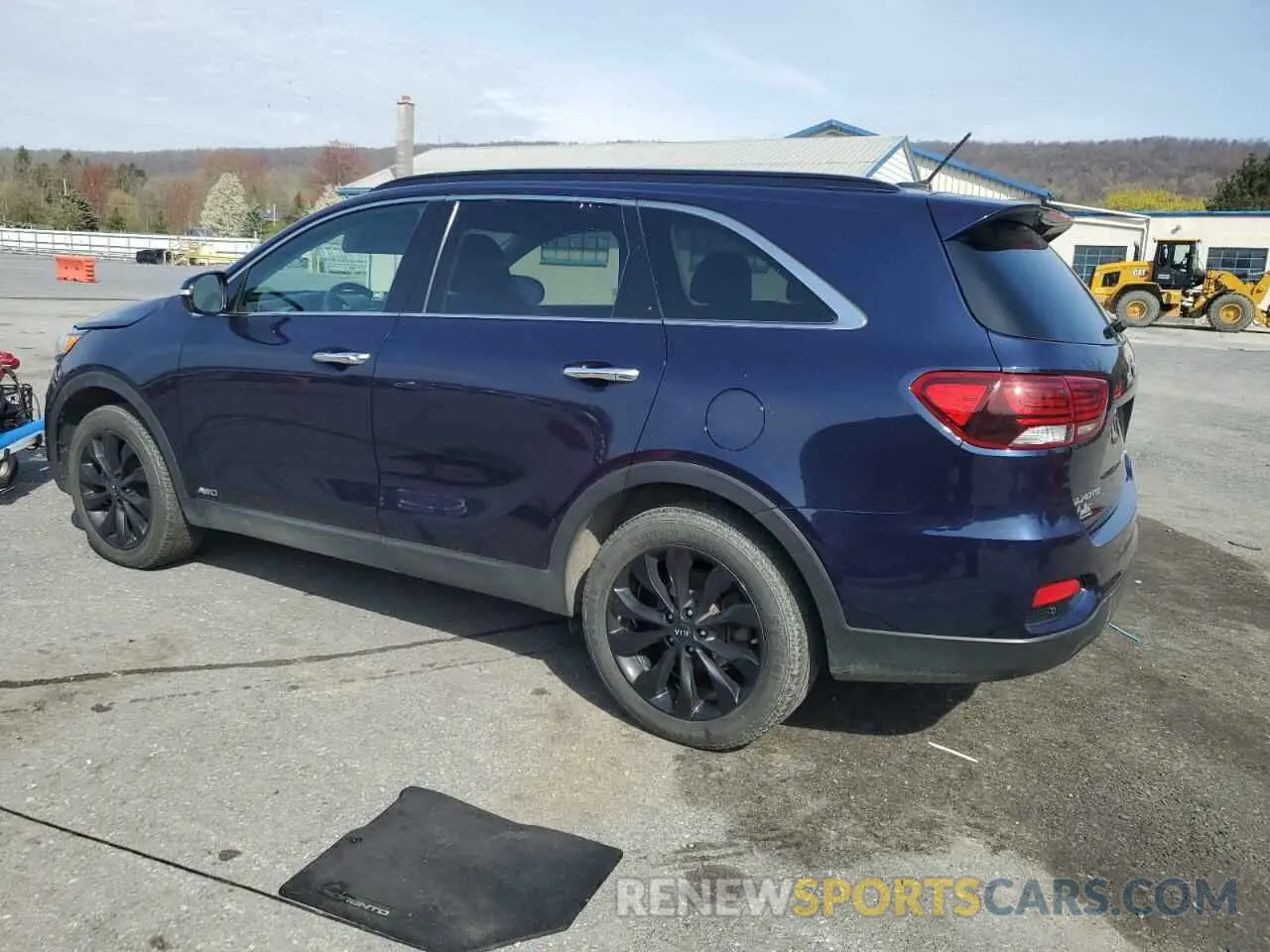 2 Photograph of a damaged car 5XYPGDA5XKG597358 KIA SORENTO 2019