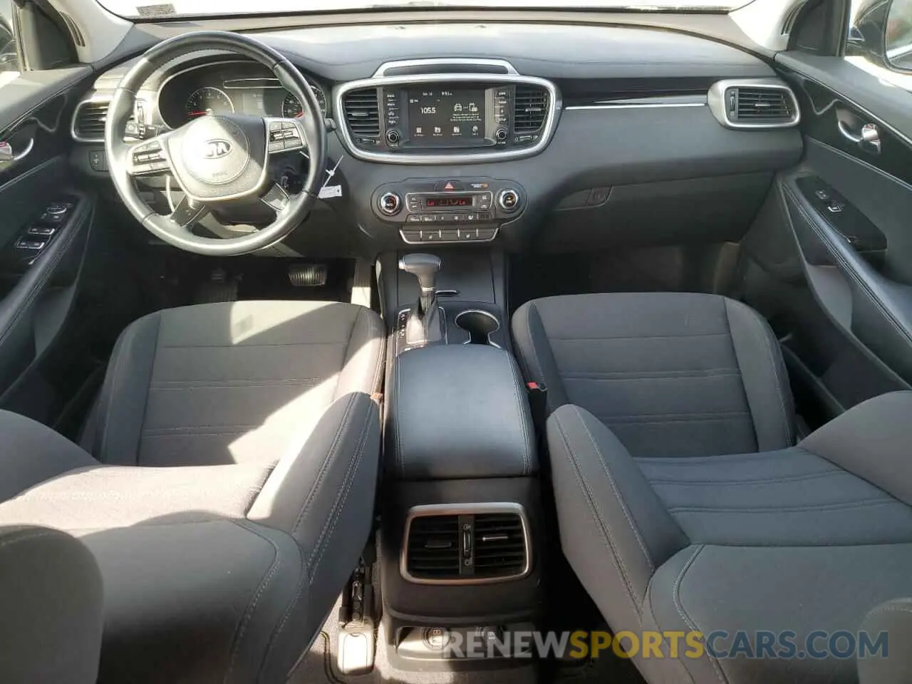 8 Photograph of a damaged car 5XYPGDA5XKG597358 KIA SORENTO 2019