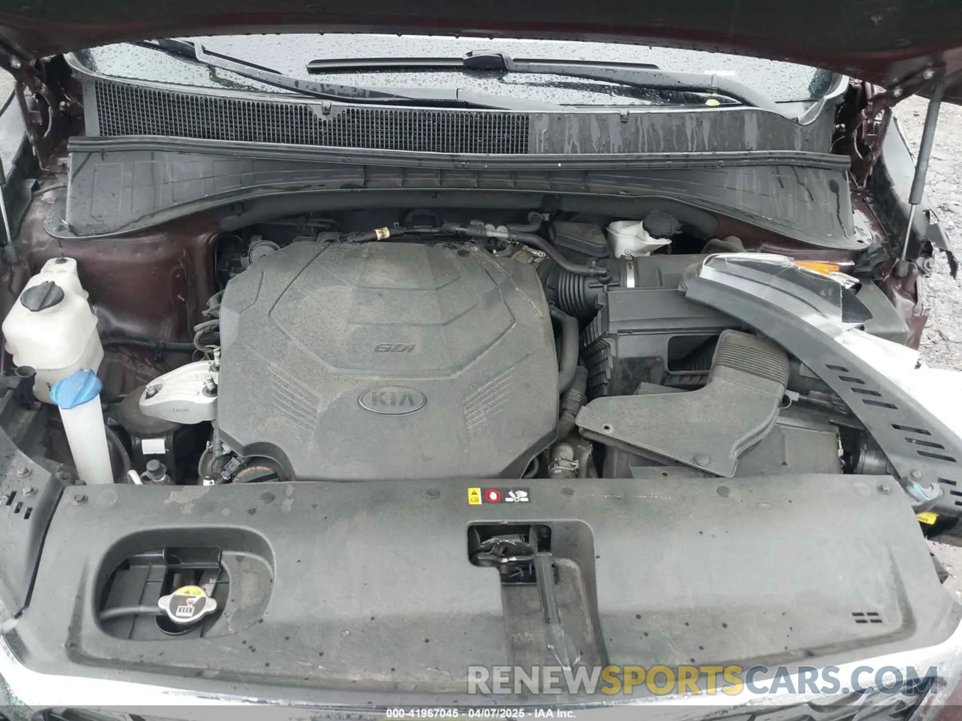 10 Photograph of a damaged car 5XYPH4A50KG473449 KIA SORENTO 2019