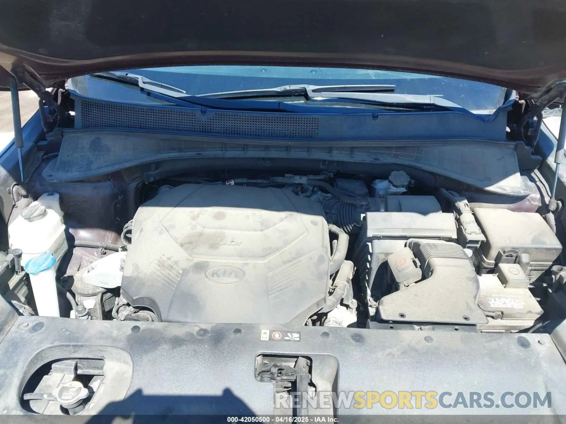 10 Photograph of a damaged car 5XYPH4A50KG512914 KIA SORENTO 2019