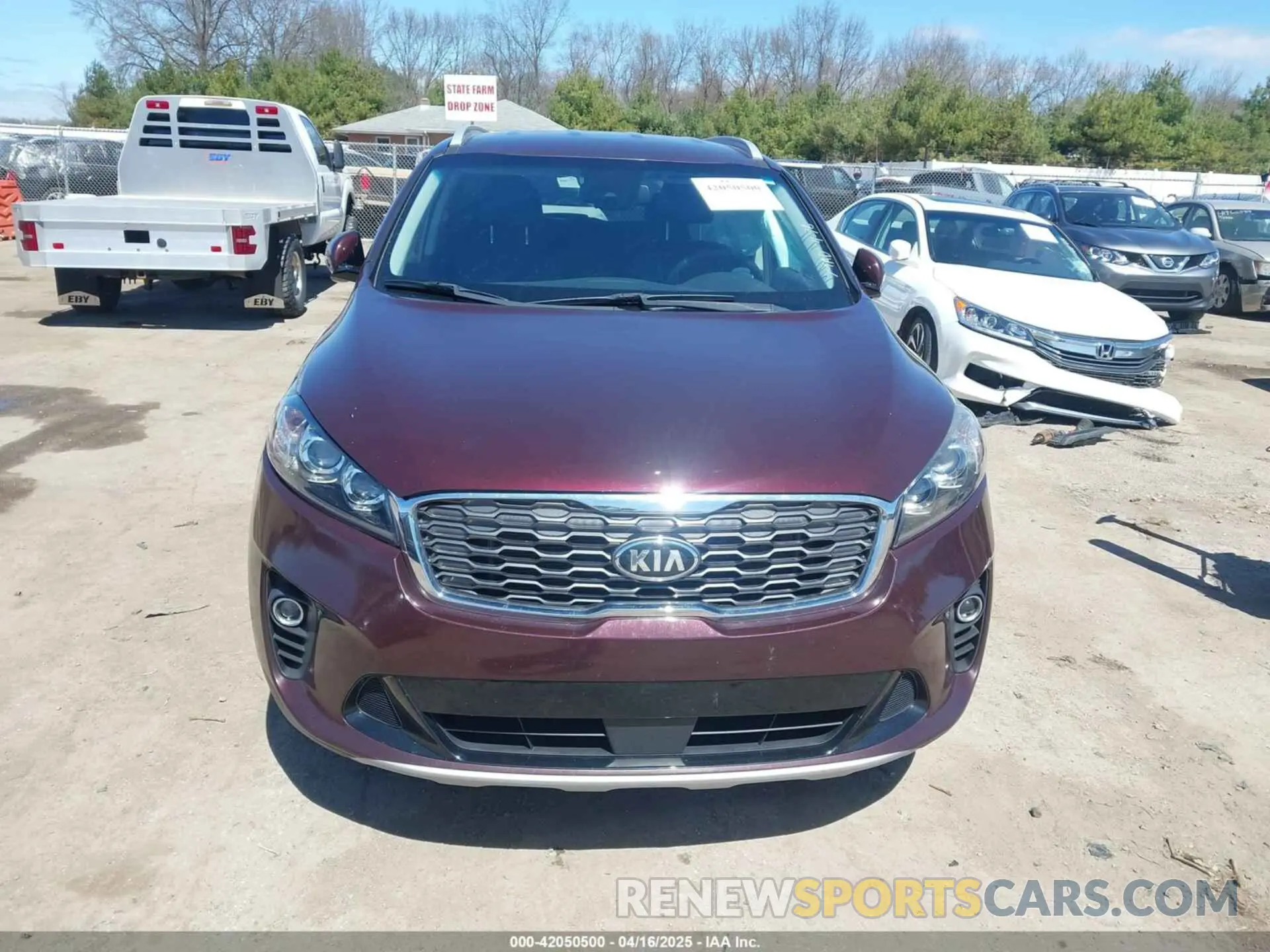 12 Photograph of a damaged car 5XYPH4A50KG512914 KIA SORENTO 2019