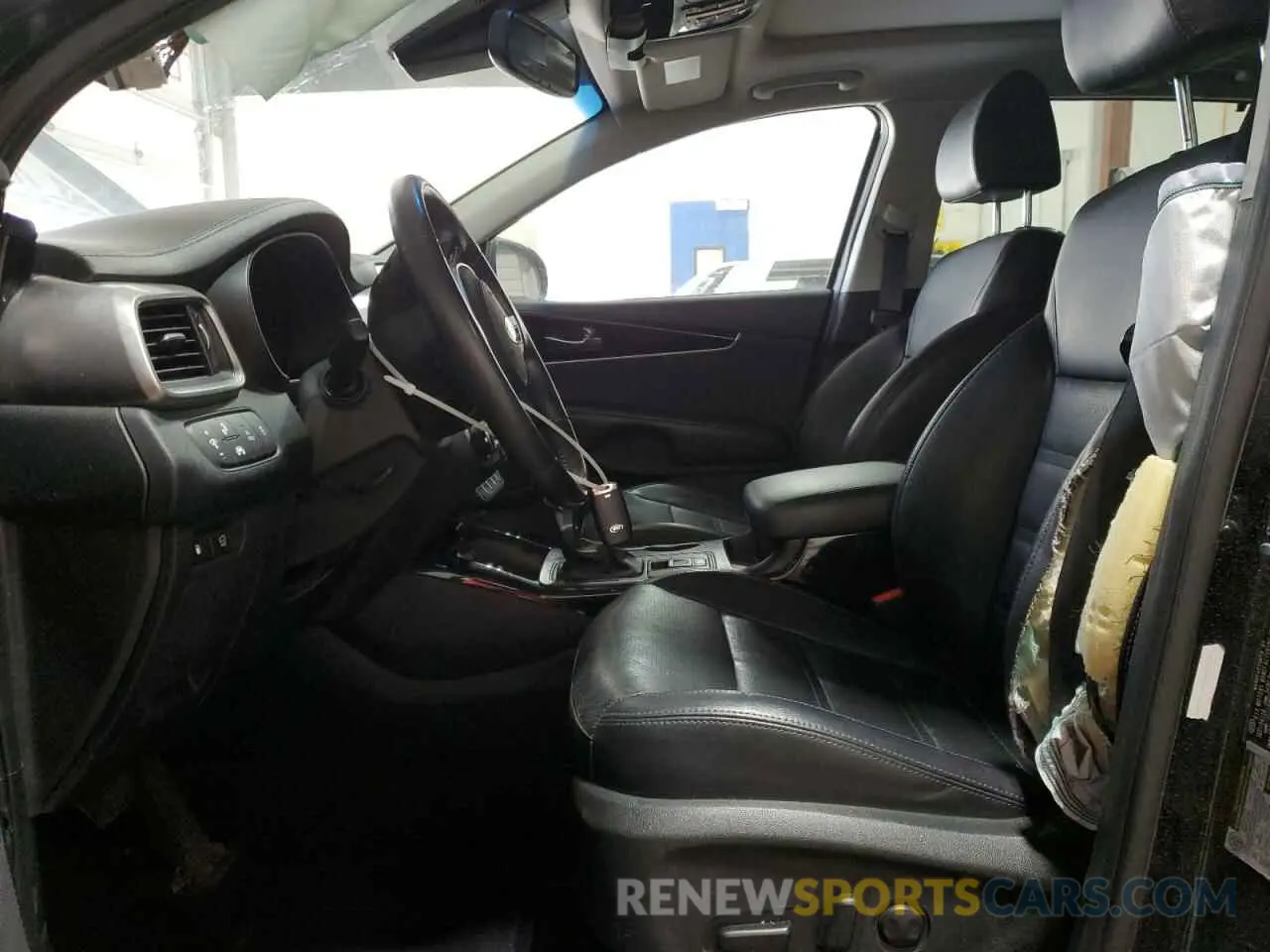 7 Photograph of a damaged car 5XYPH4A50KG515490 KIA SORENTO 2019
