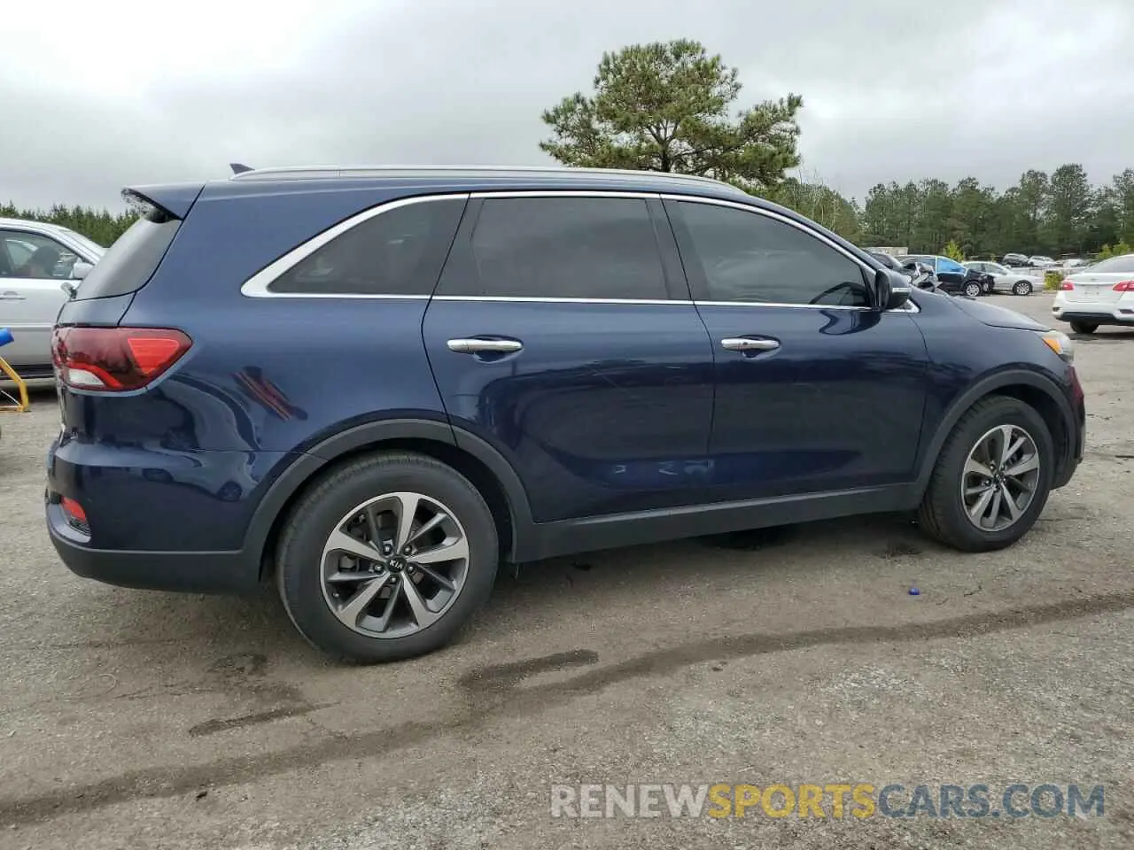 3 Photograph of a damaged car 5XYPH4A51KG471418 KIA SORENTO 2019