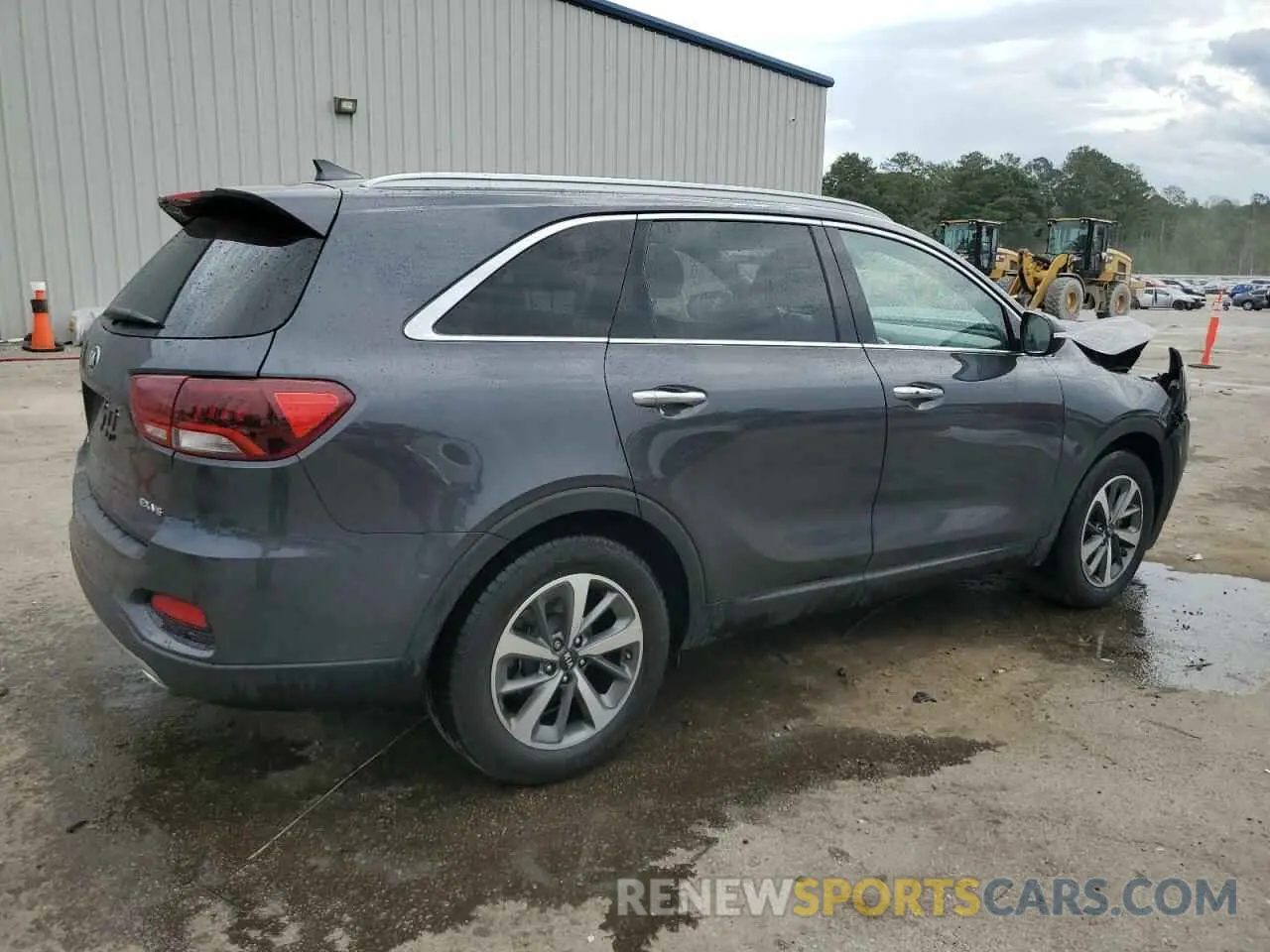3 Photograph of a damaged car 5XYPH4A52KG453042 KIA SORENTO 2019
