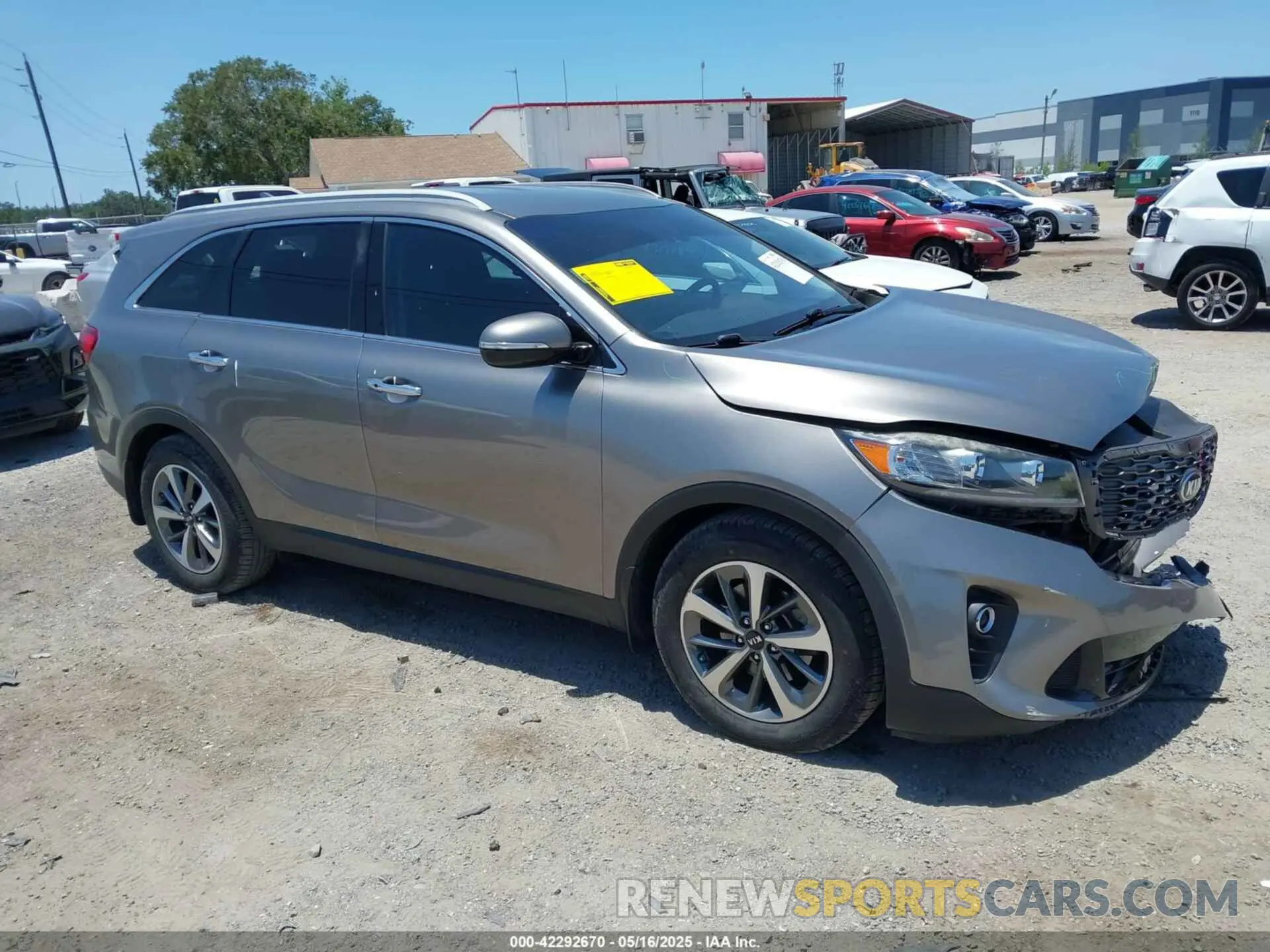 13 Photograph of a damaged car 5XYPH4A52KG472996 KIA SORENTO 2019