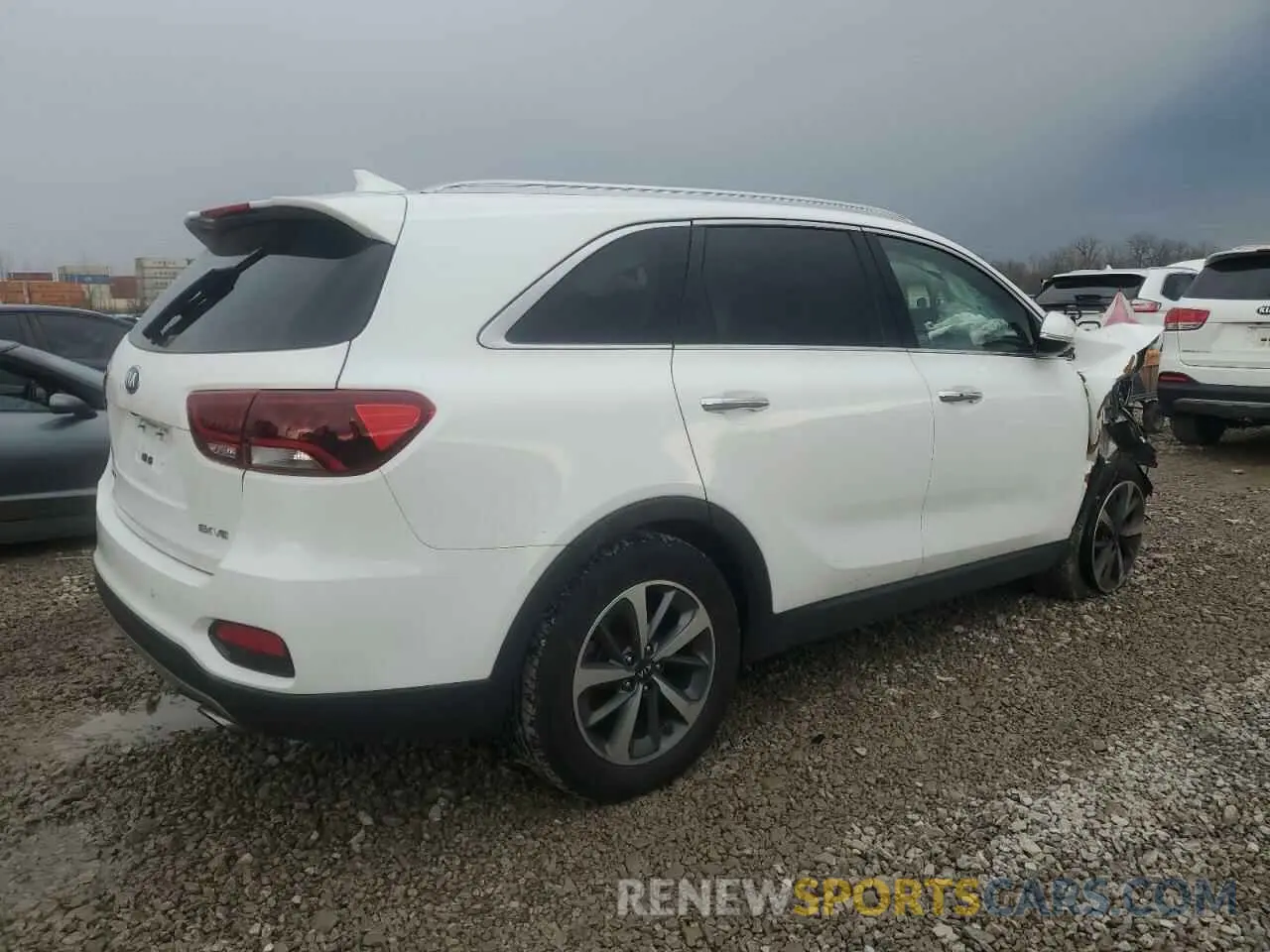 3 Photograph of a damaged car 5XYPH4A52KG504121 KIA SORENTO 2019
