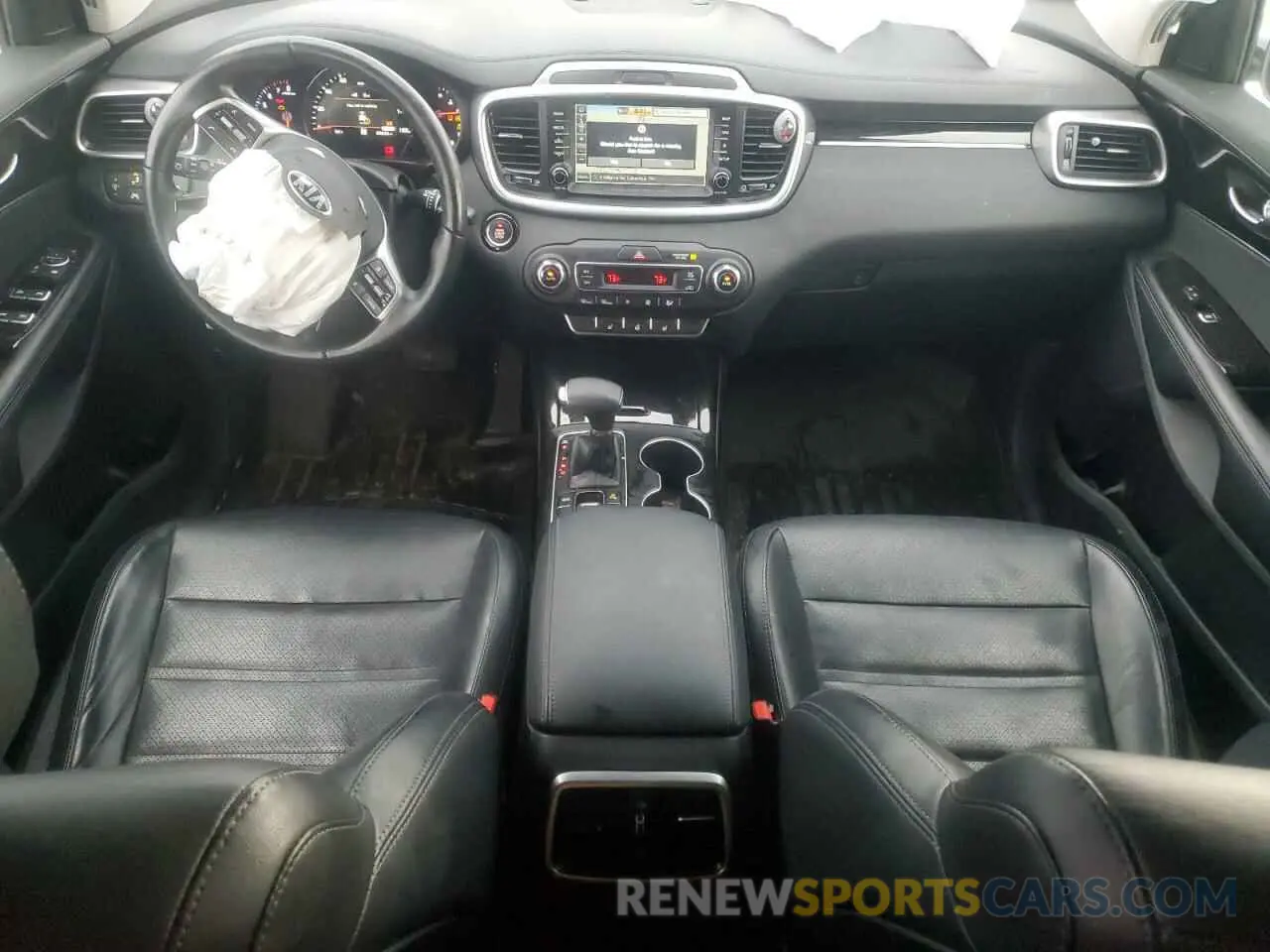 8 Photograph of a damaged car 5XYPH4A52KG504121 KIA SORENTO 2019