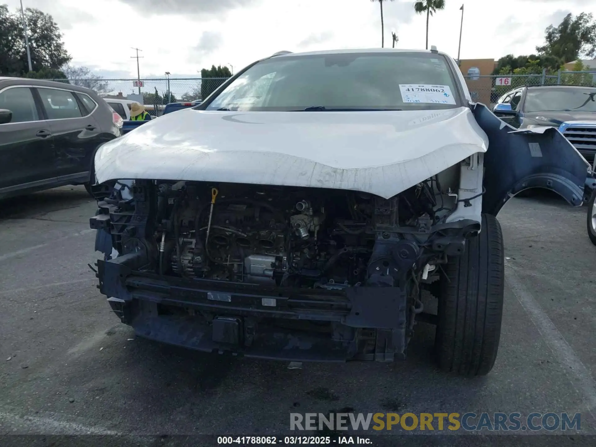 12 Photograph of a damaged car 5XYPH4A53KG504421 KIA SORENTO 2019