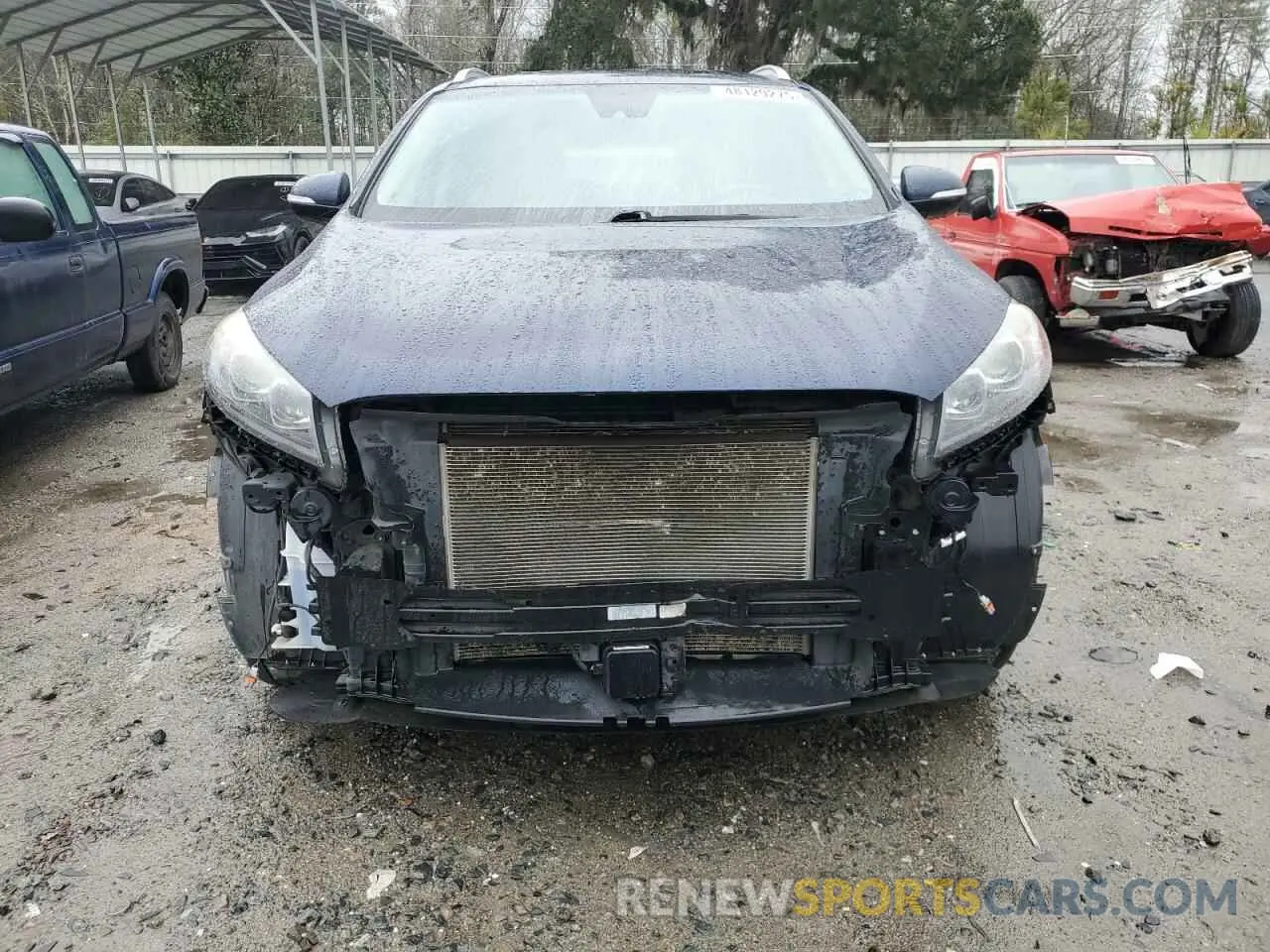 5 Photograph of a damaged car 5XYPH4A54KG447534 KIA SORENTO 2019