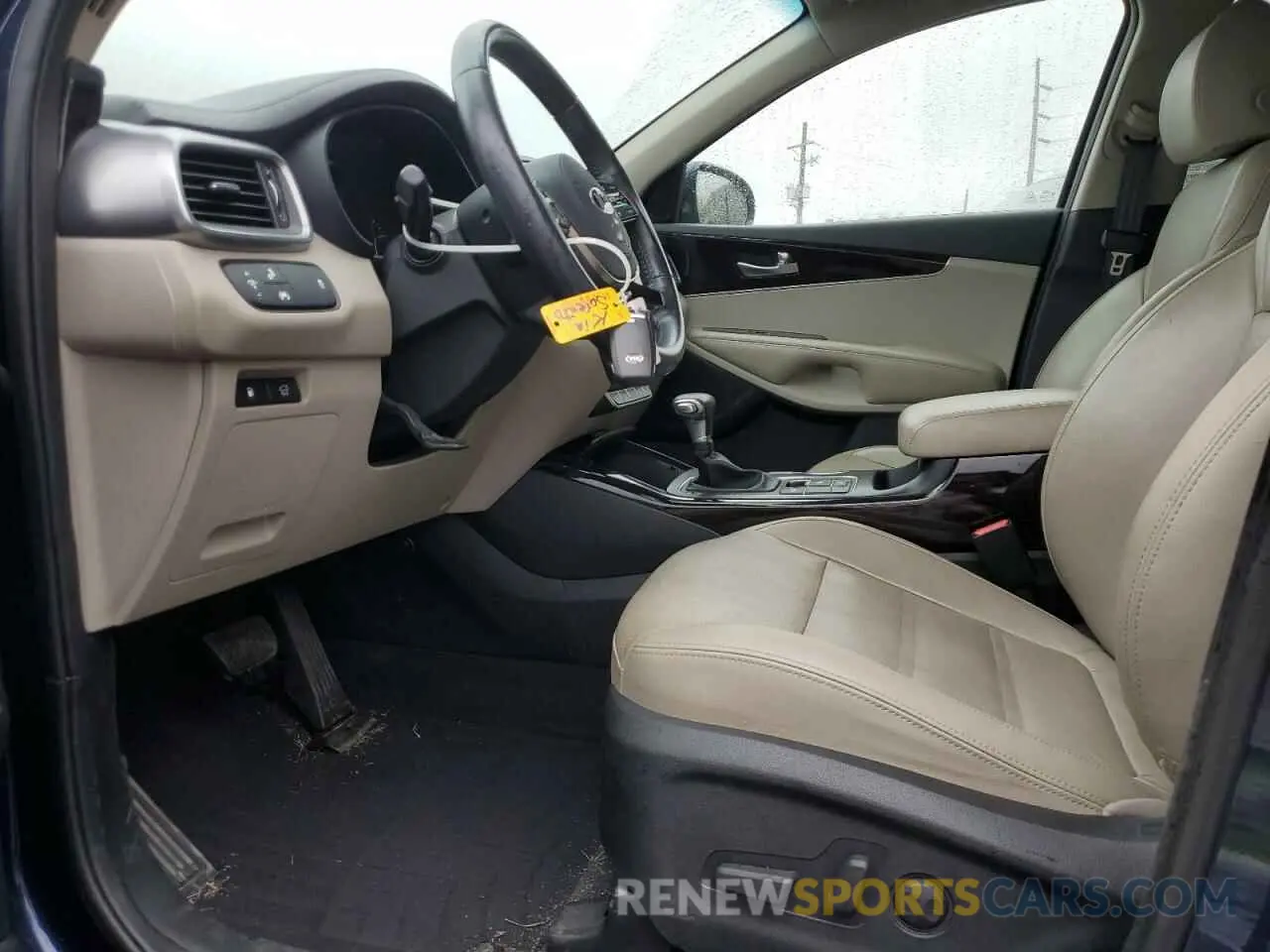 7 Photograph of a damaged car 5XYPH4A54KG447534 KIA SORENTO 2019