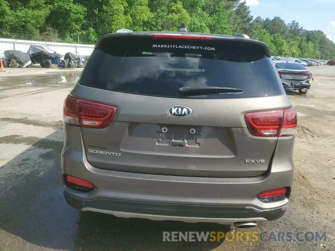 6 Photograph of a damaged car 5XYPH4A54KG532678 KIA SORENTO 2019