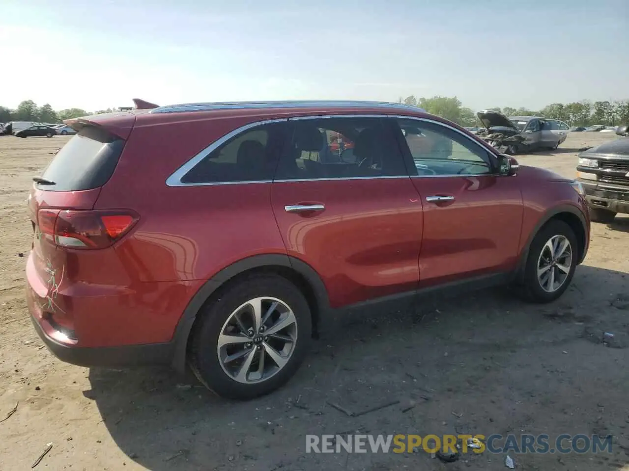 3 Photograph of a damaged car 5XYPH4A55KG466464 KIA SORENTO 2019