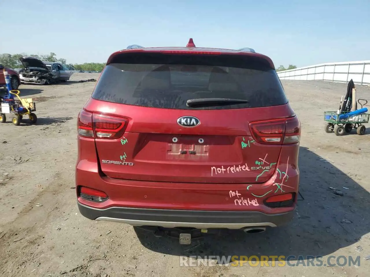 6 Photograph of a damaged car 5XYPH4A55KG466464 KIA SORENTO 2019