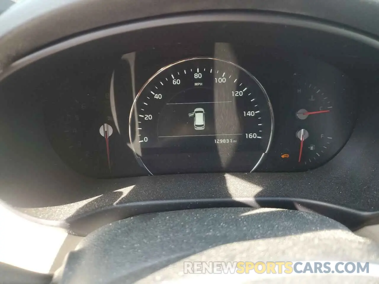 9 Photograph of a damaged car 5XYPH4A55KG466464 KIA SORENTO 2019