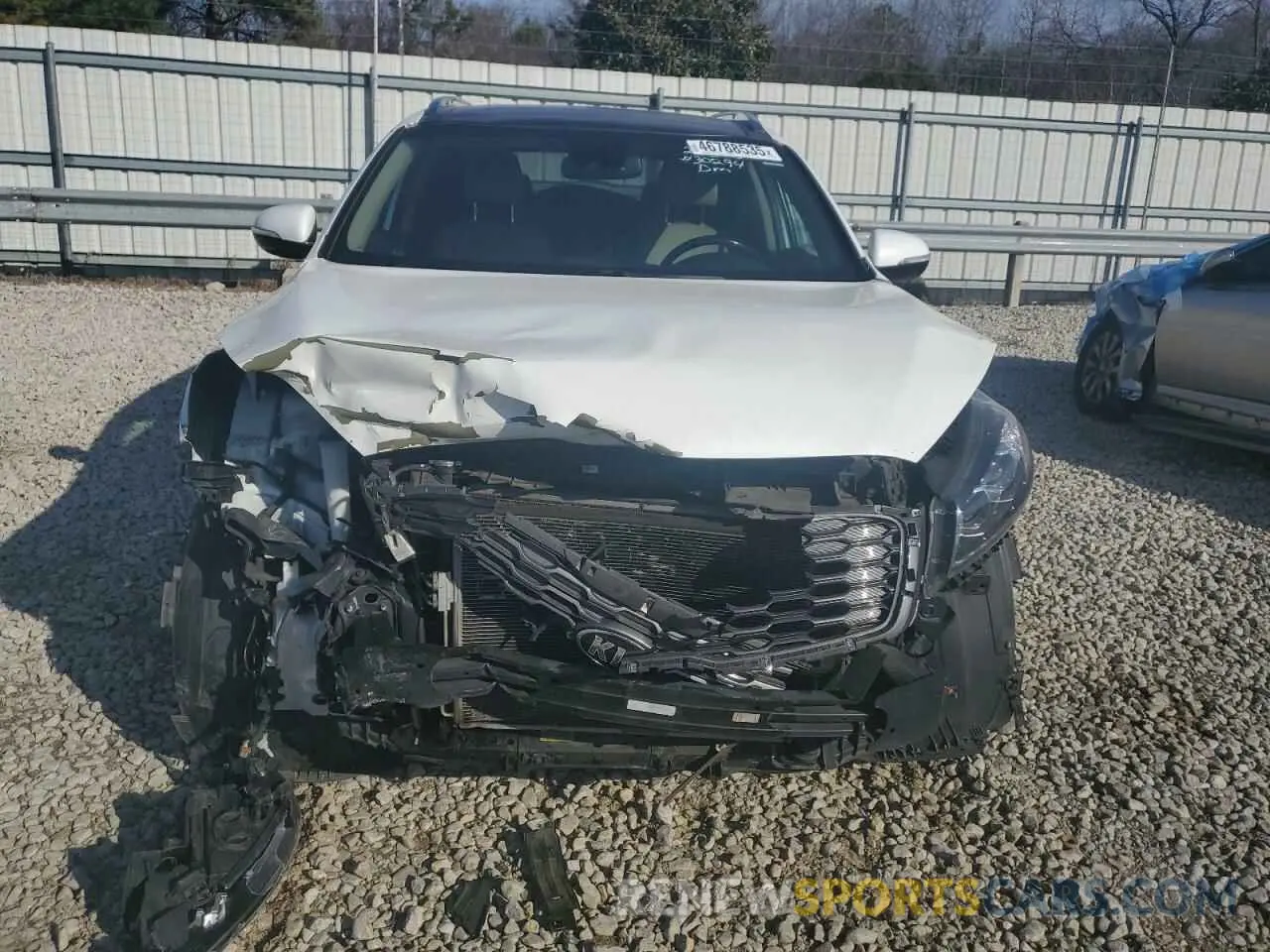 5 Photograph of a damaged car 5XYPH4A55KG499870 KIA SORENTO 2019