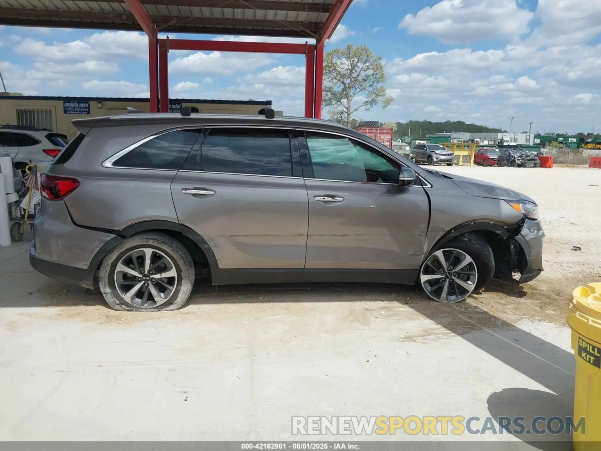 13 Photograph of a damaged car 5XYPH4A55KG505165 KIA SORENTO 2019